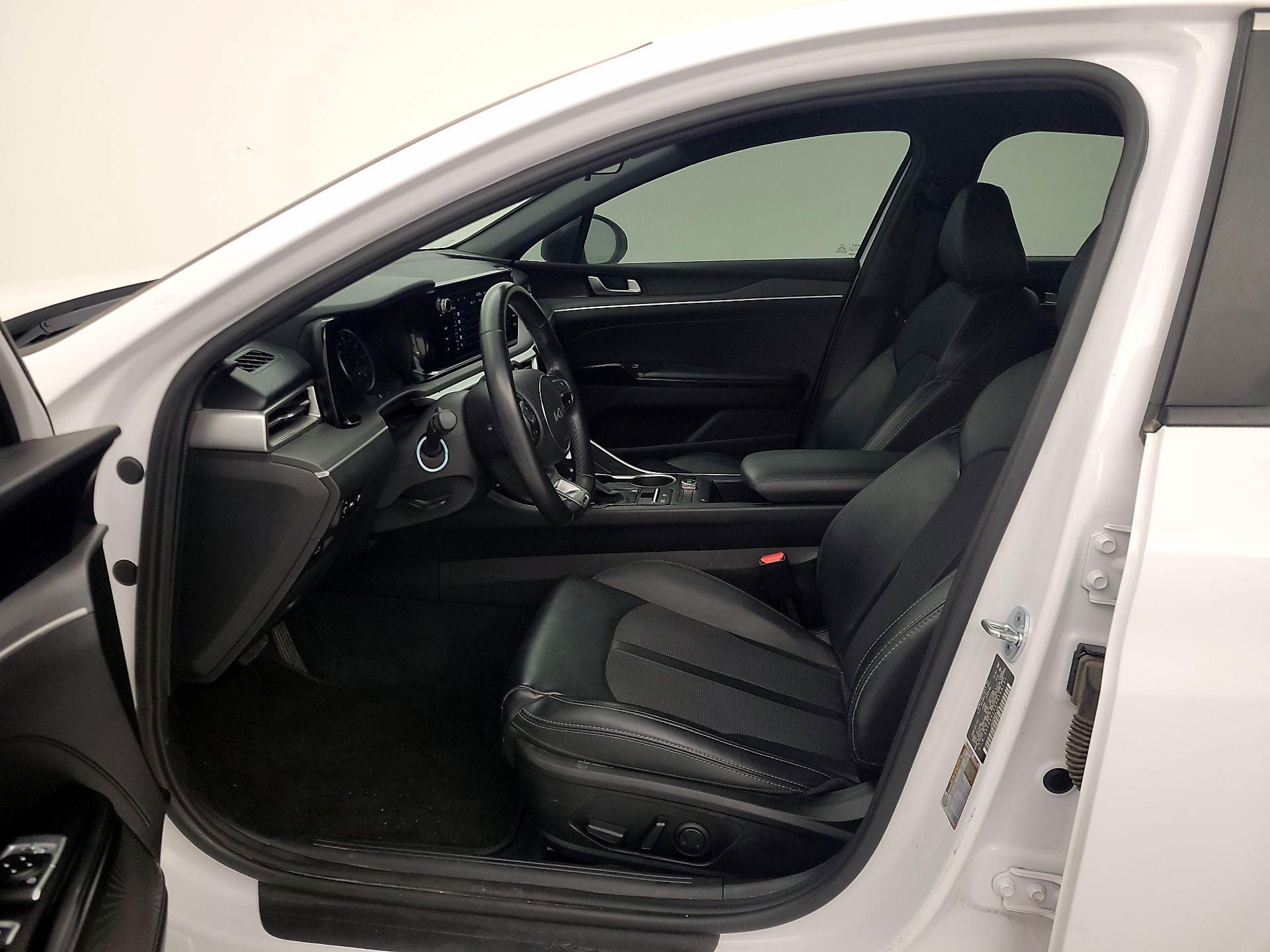 Thumbnail: 2023 Kia K5 - 9