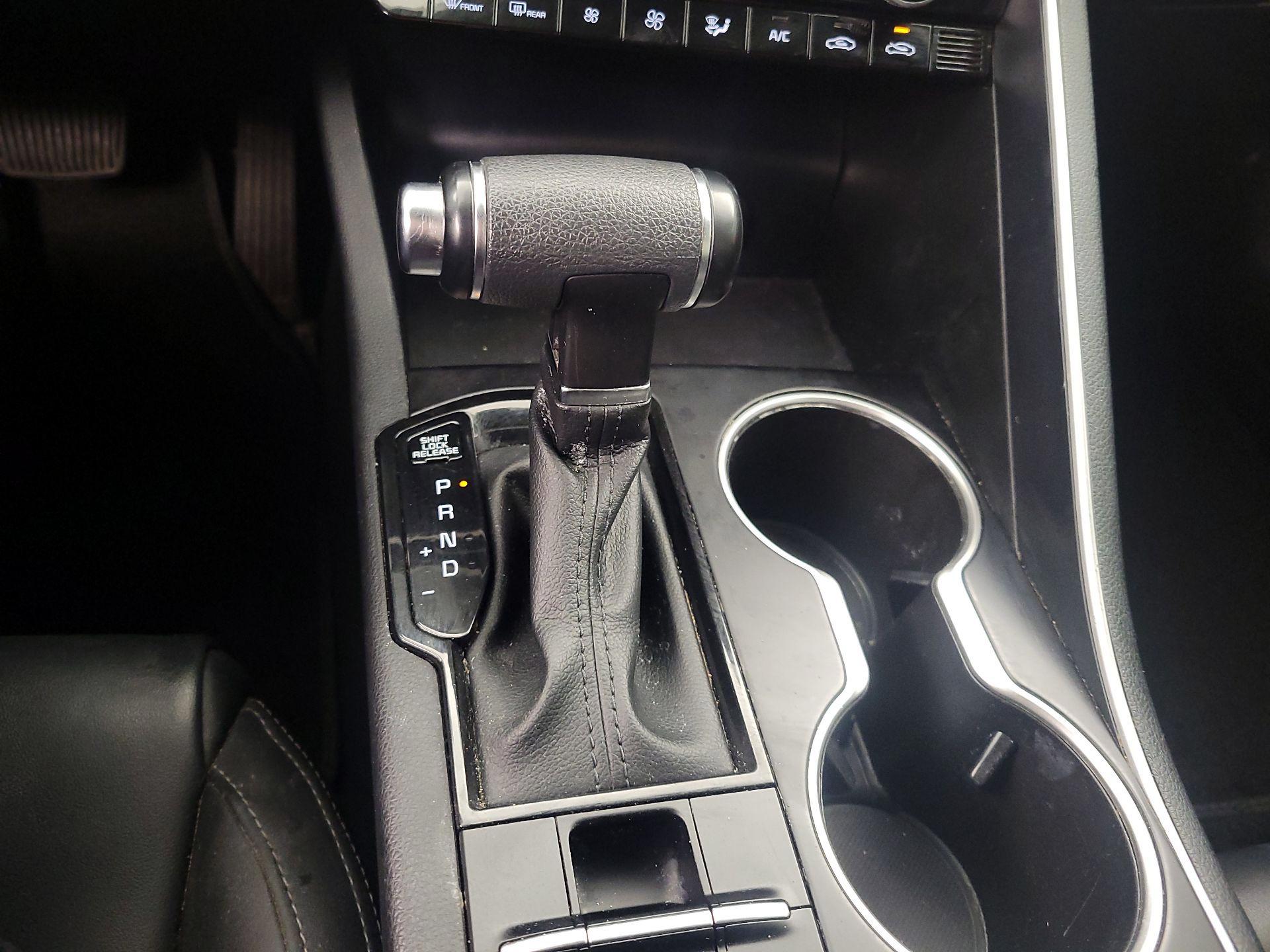 Thumbnail: 2023 Kia K5 - 16