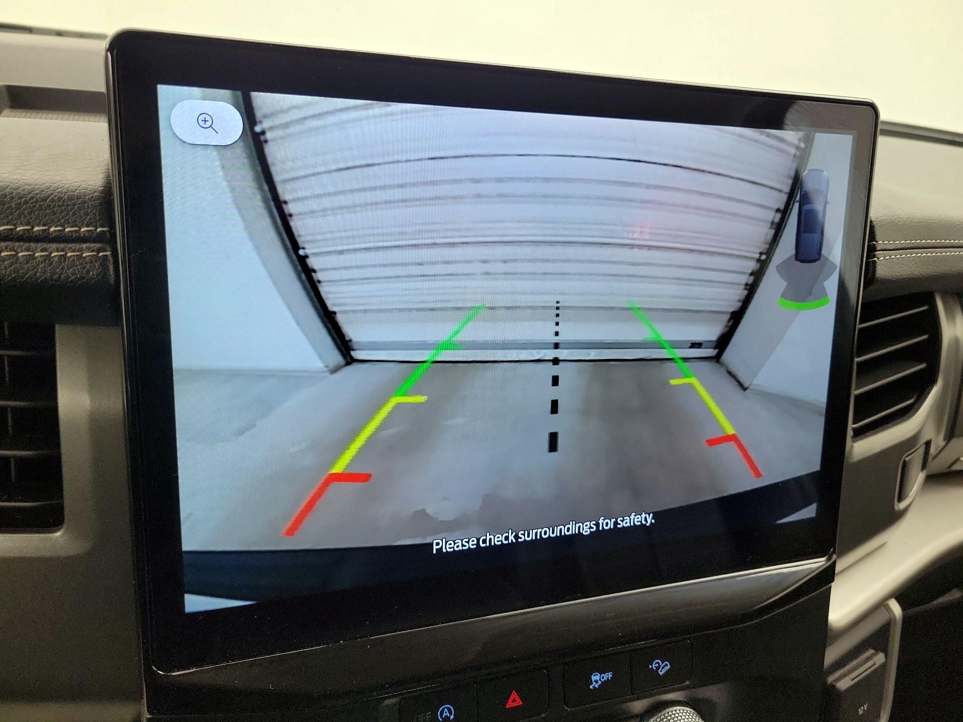 Thumbnail: 2023 Ford Expedition - 15