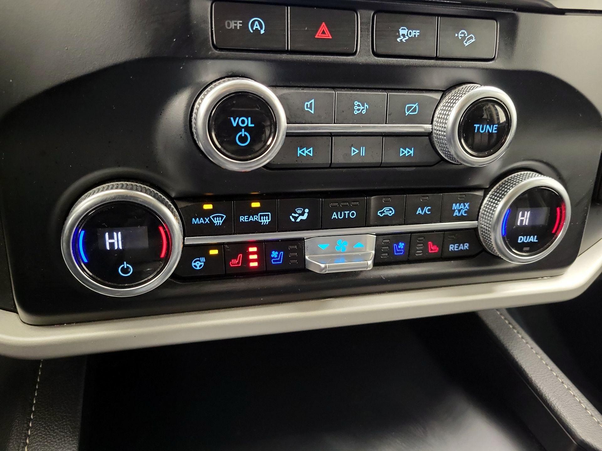 Thumbnail: 2023 Ford Expedition - 17