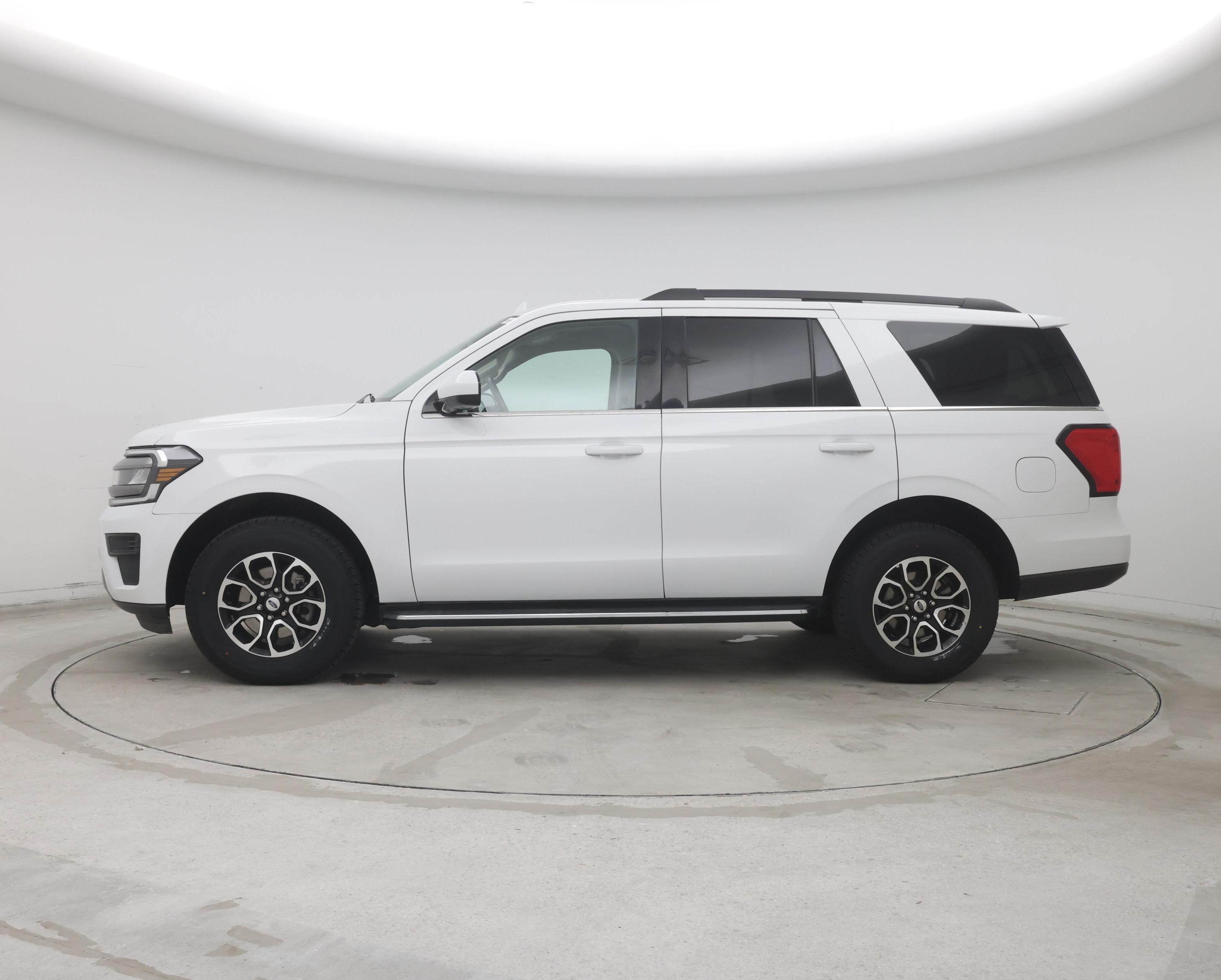 Thumbnail: 2023 Ford Expedition - 3