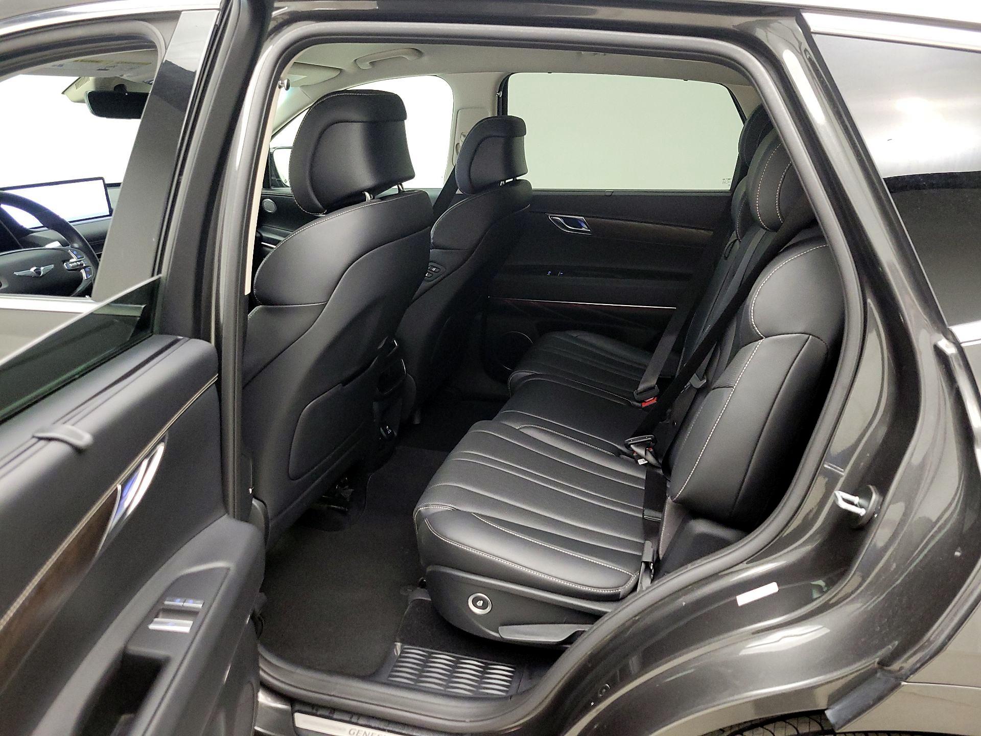 Thumbnail: 2024 Genesis GV80 - 20