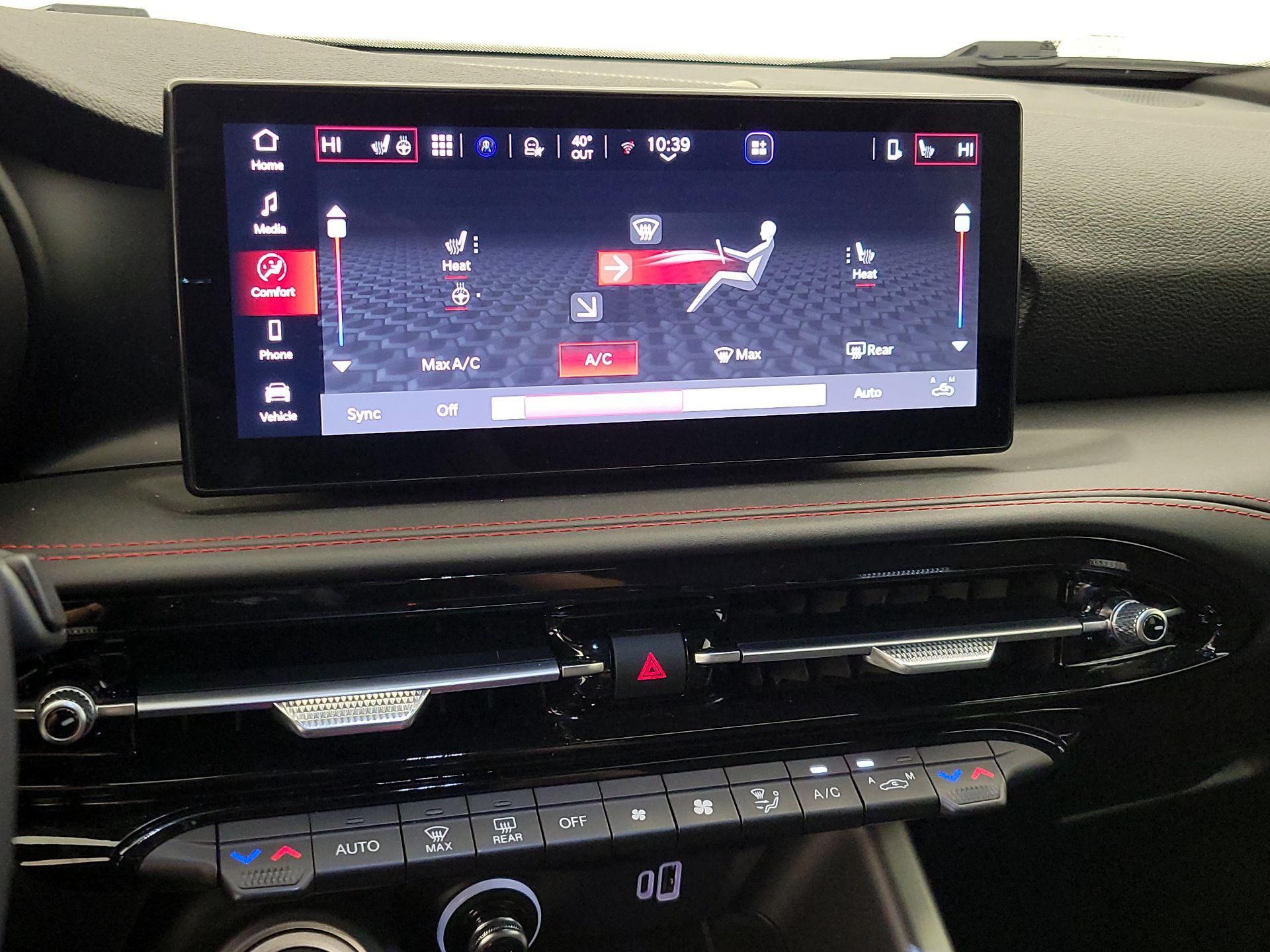 Thumbnail: 2024 Dodge Hornet - 16