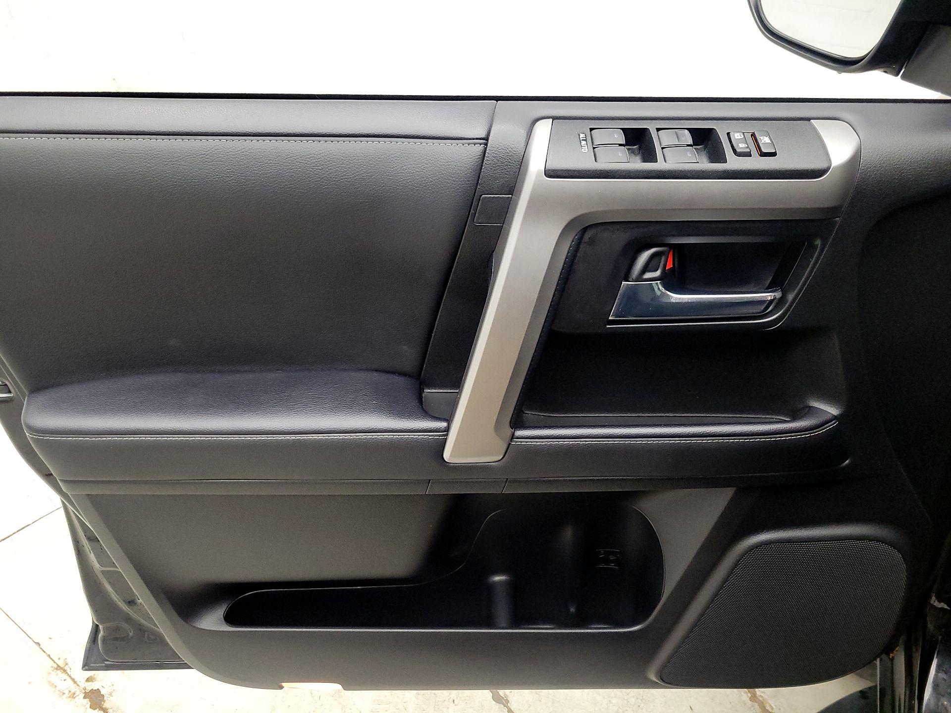 Thumbnail: 2023 Toyota 4Runner - 12