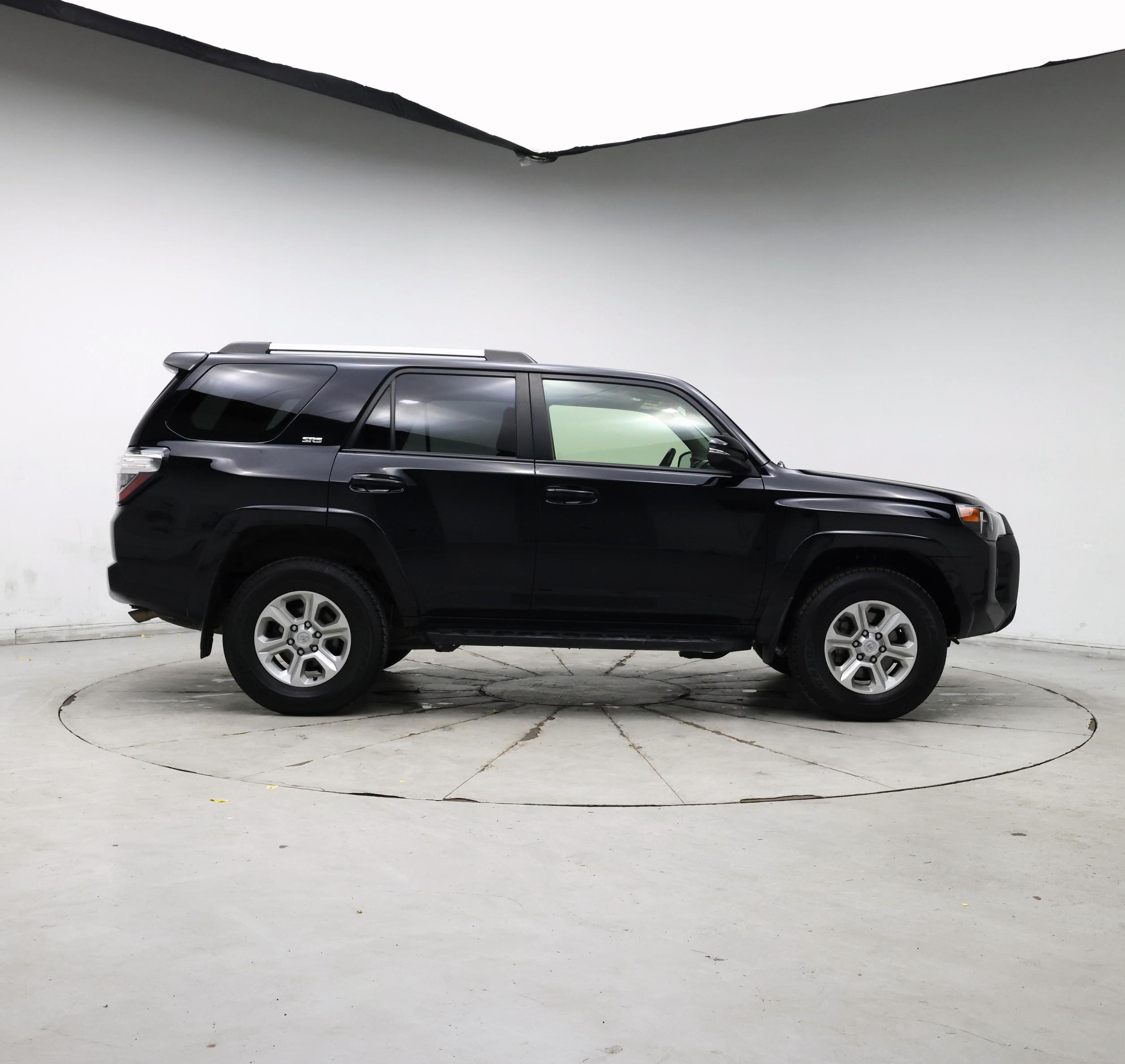 Thumbnail: 2023 Toyota 4Runner - 7