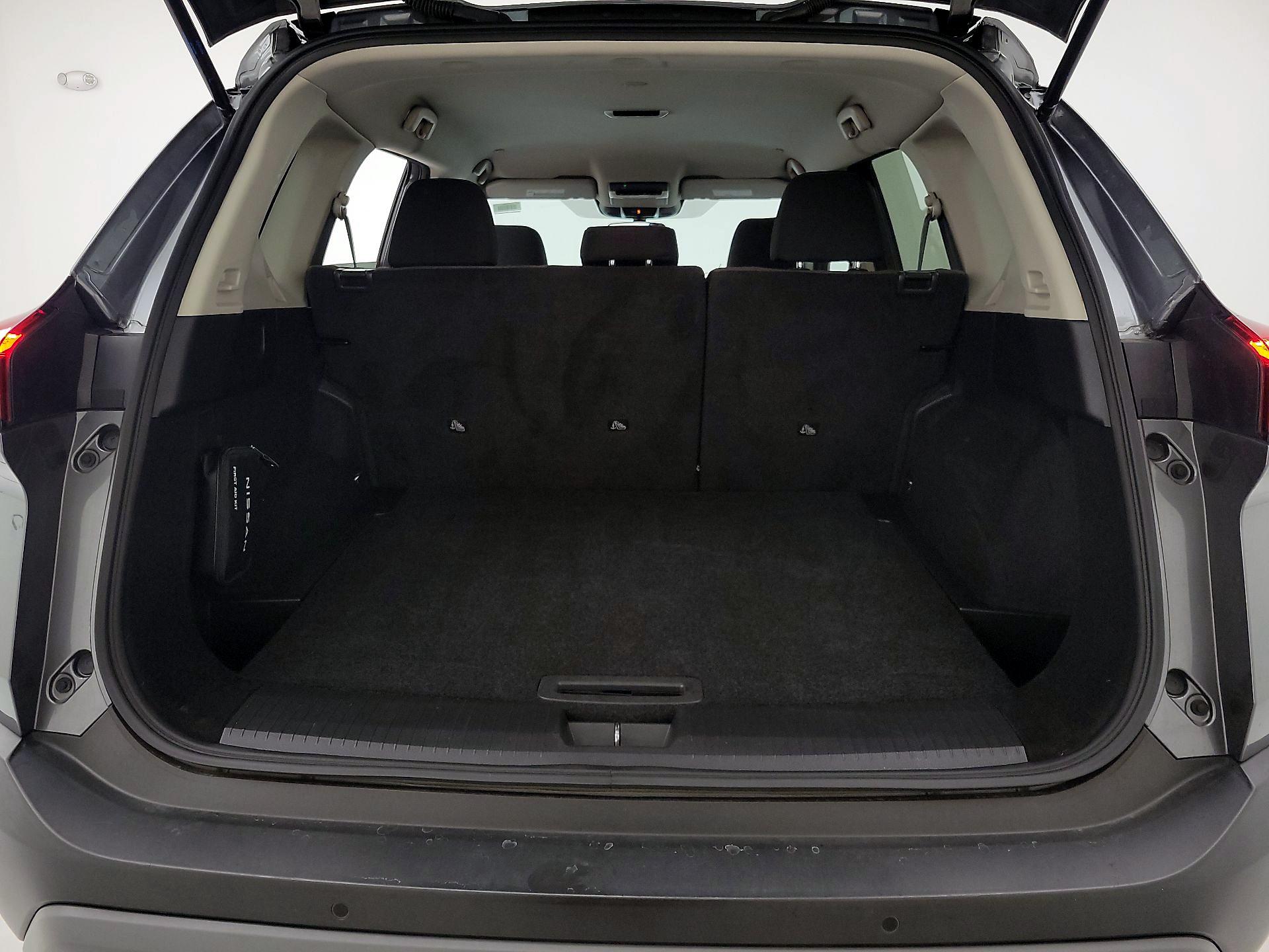 Thumbnail: 2023 Nissan Rogue - 20