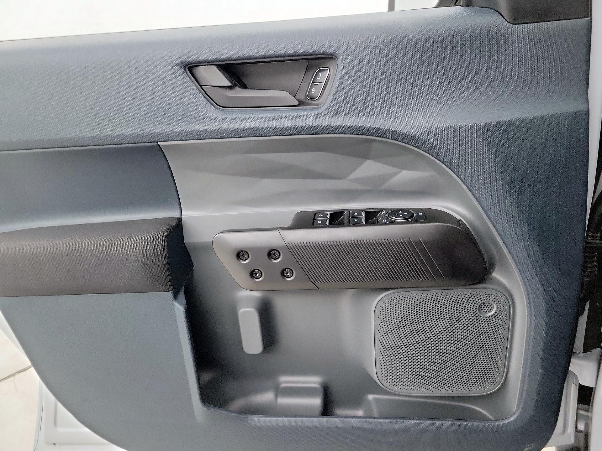 Thumbnail: 2025 Ford Maverick - 12