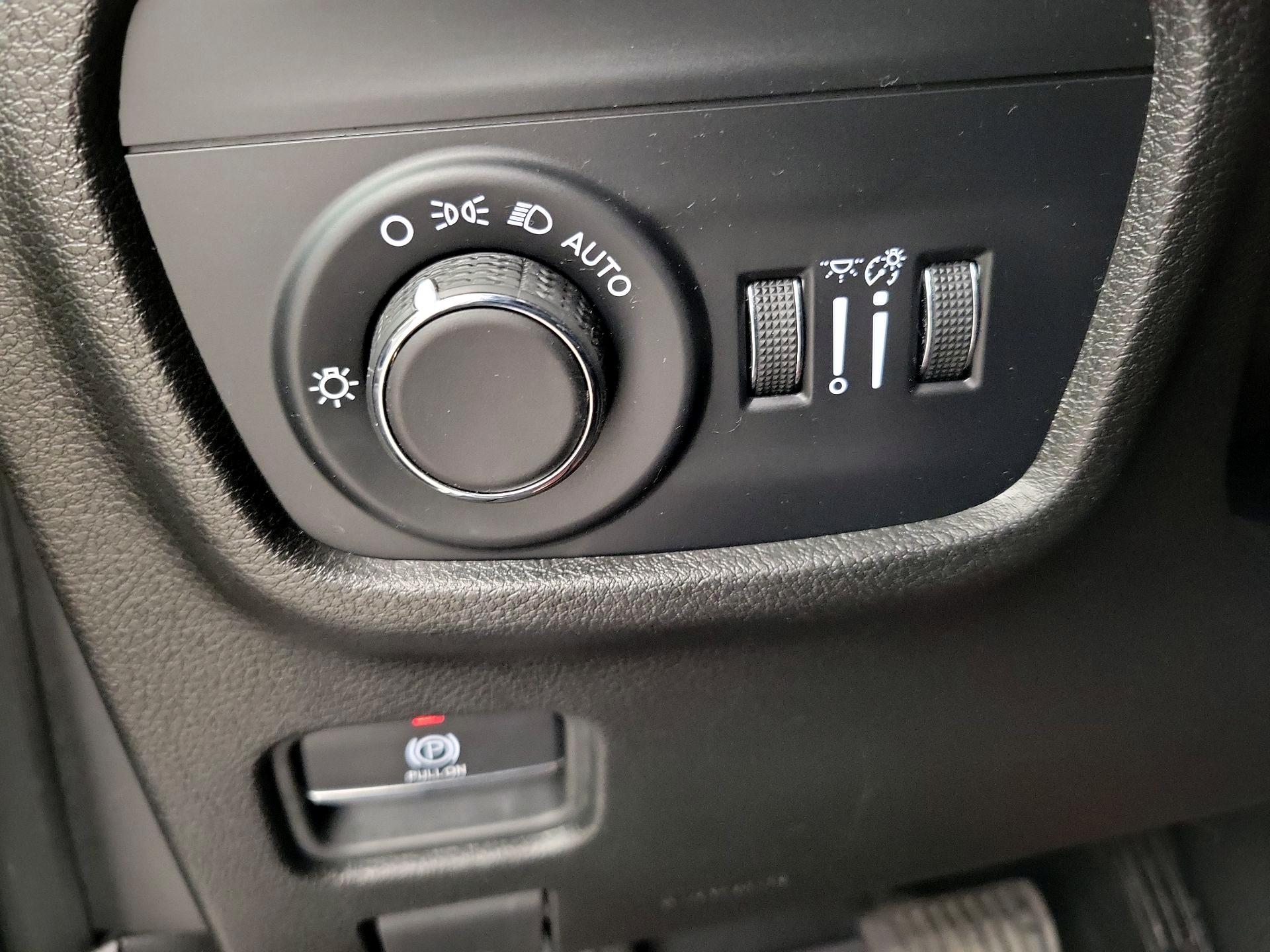 Thumbnail: 2023 Jeep Grand Cherokee - 13