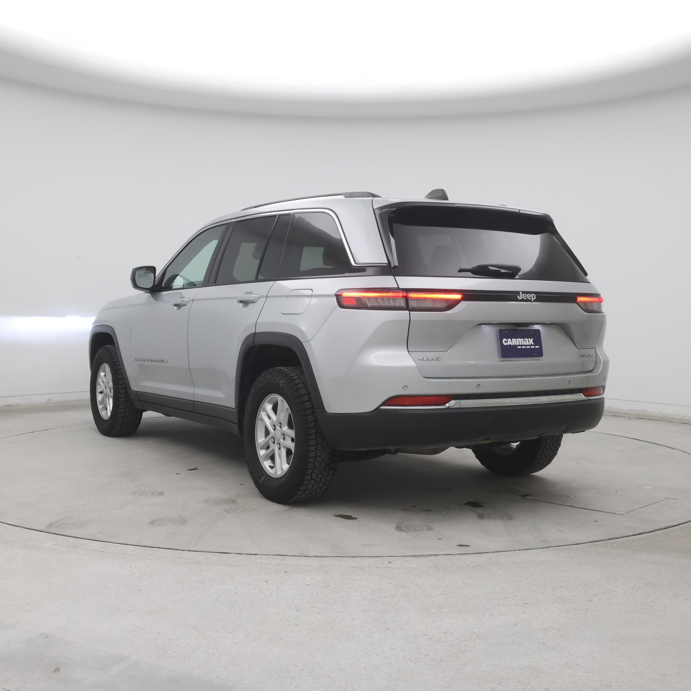 Thumbnail: 2023 Jeep Grand Cherokee - 2