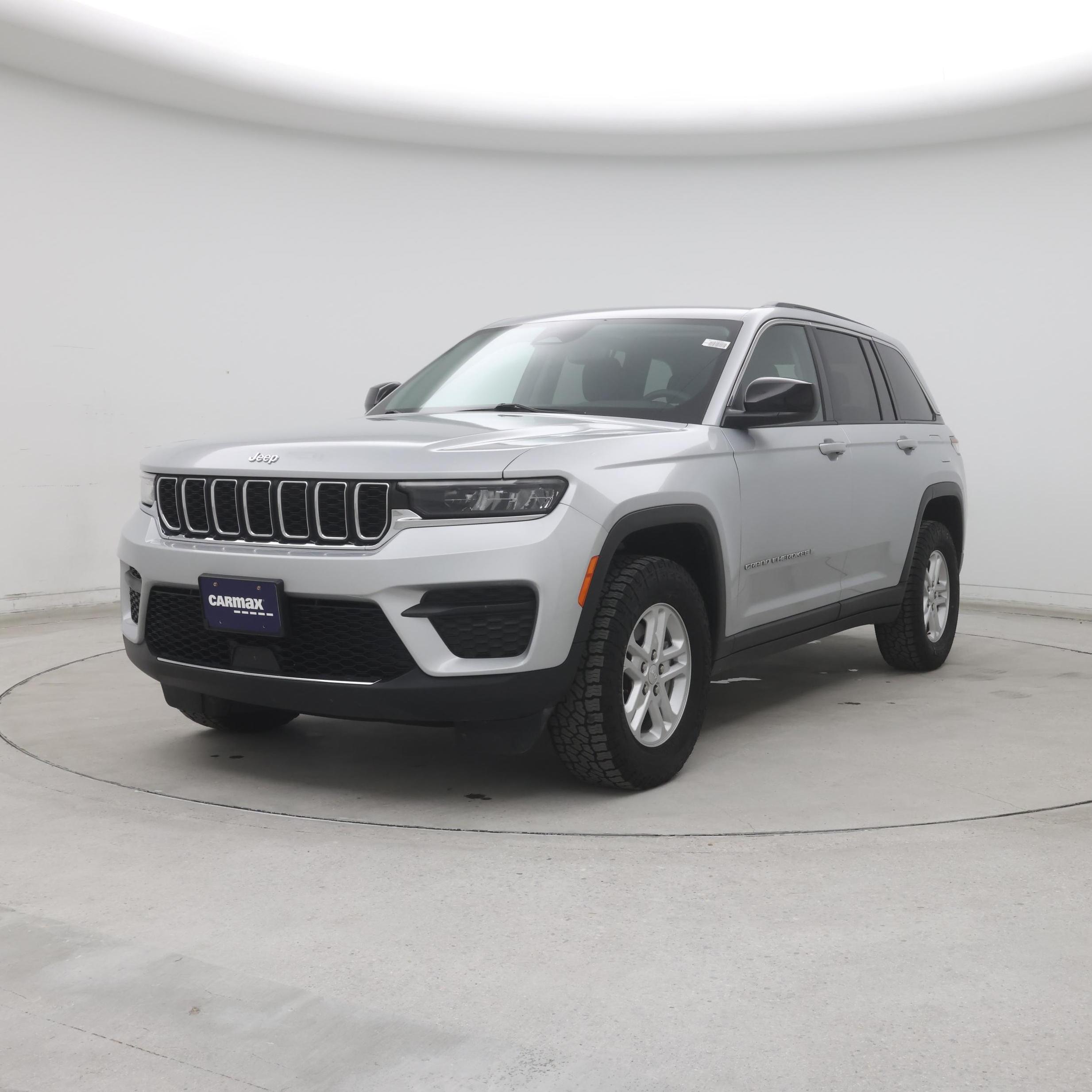 Thumbnail: 2023 Jeep Grand Cherokee - 4