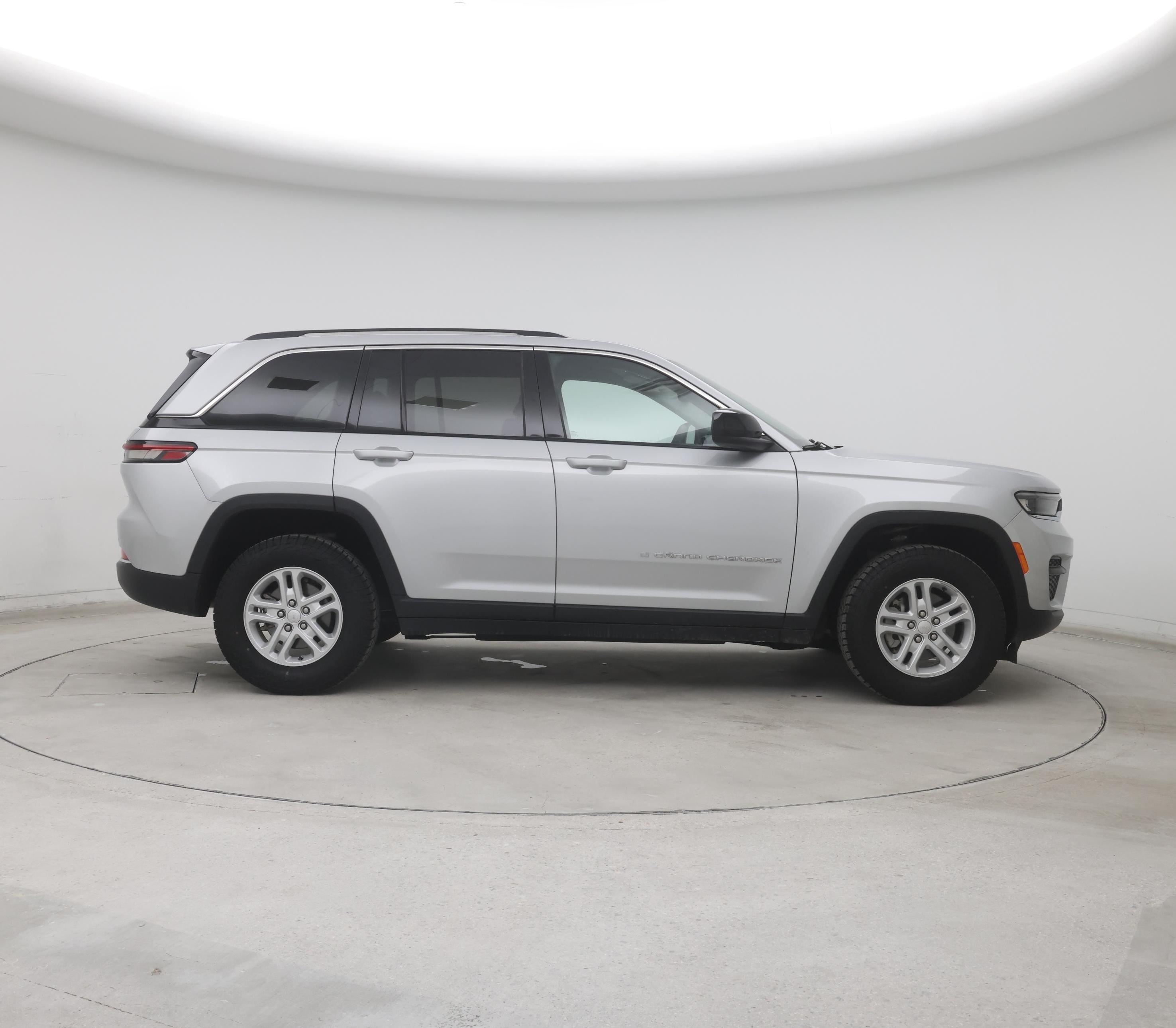 Thumbnail: 2023 Jeep Grand Cherokee - 7