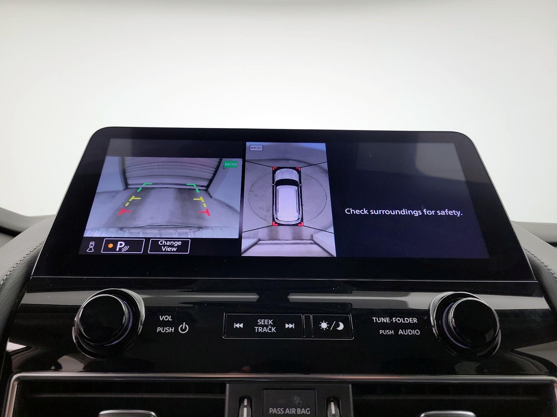 Thumbnail: 2024 INFINITI QX80 - 15