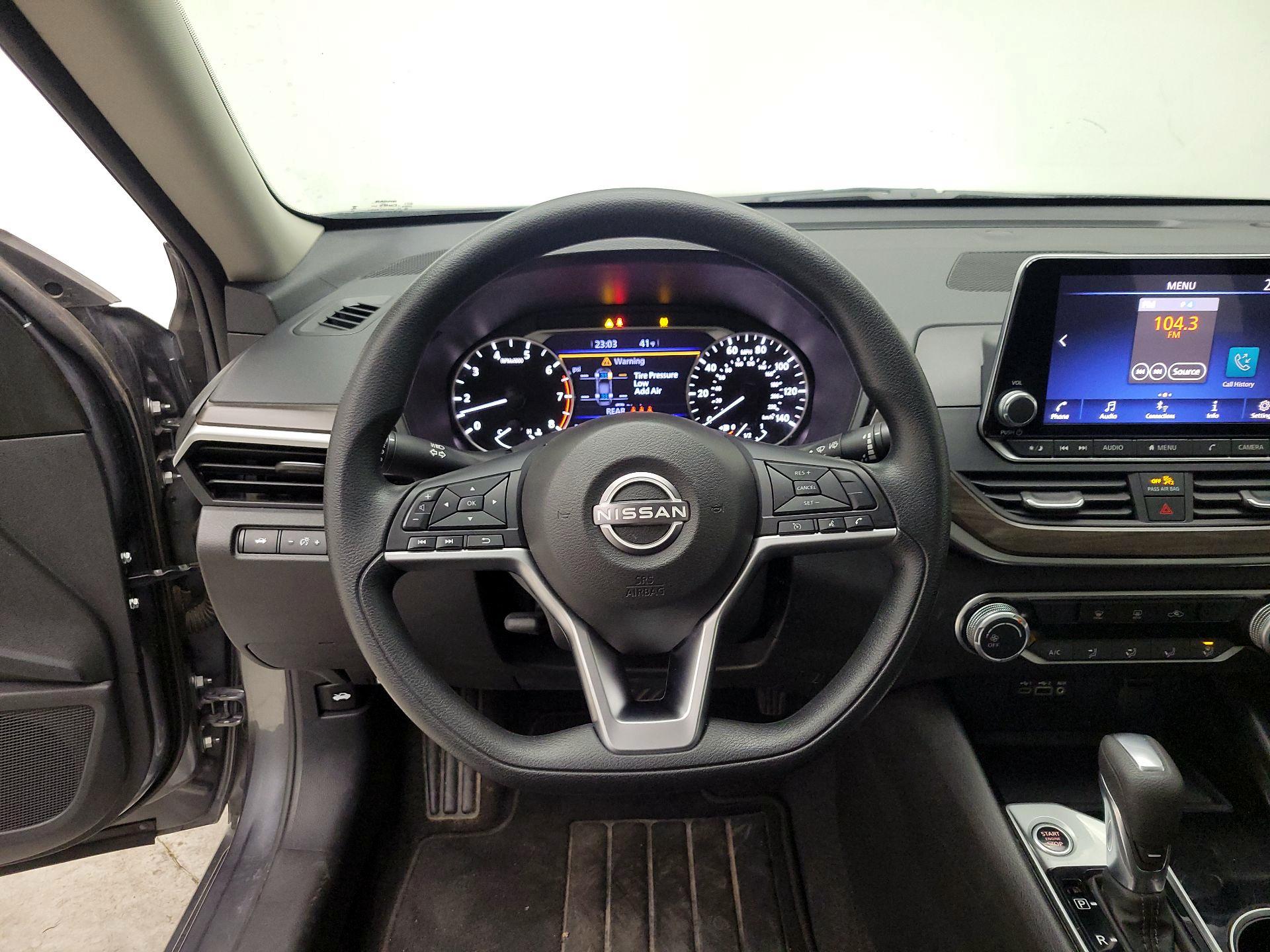 Thumbnail: 2024 Nissan Altima - 10