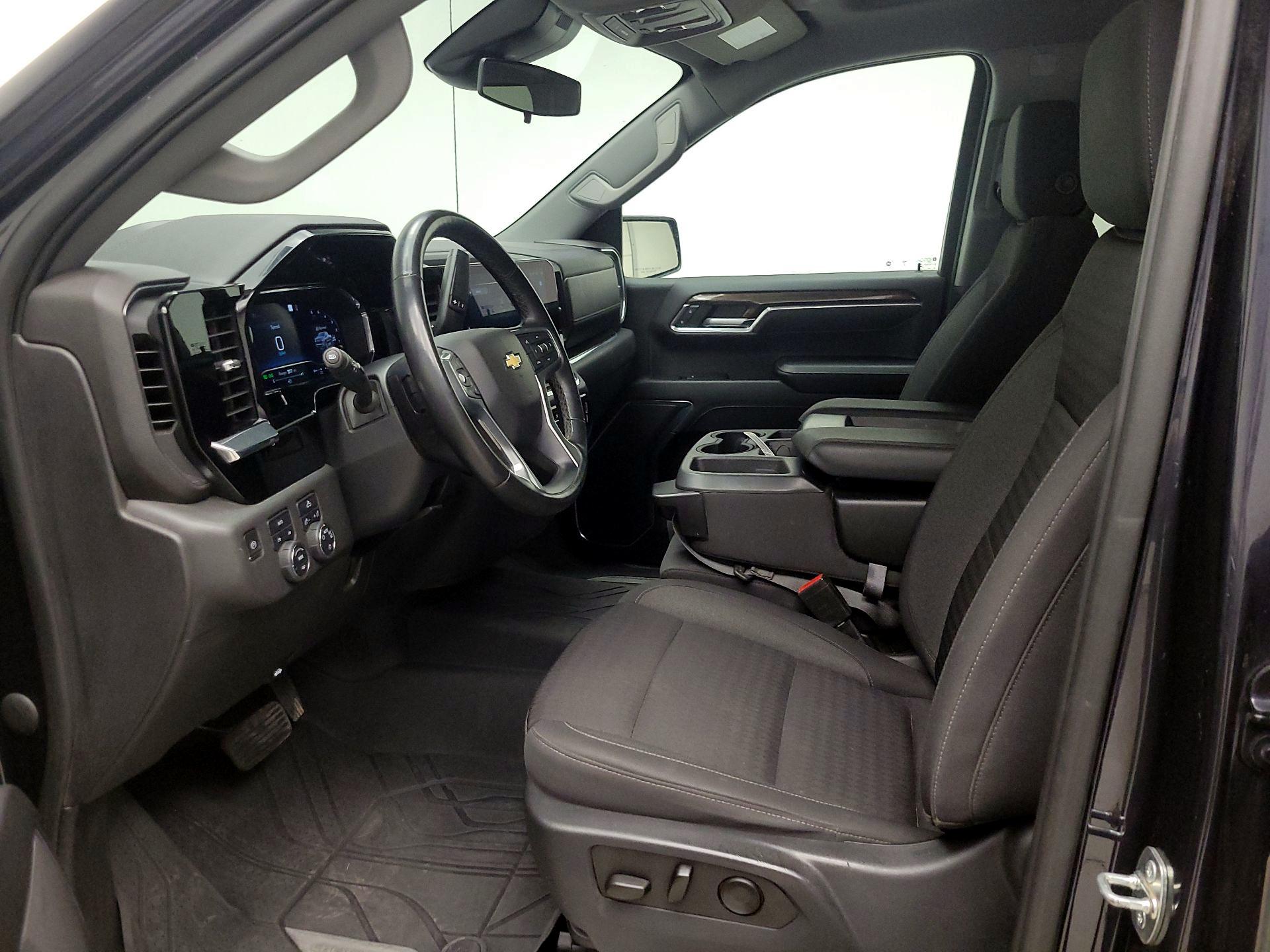 Thumbnail: 2023 Chevrolet Silverado 1500 - 11