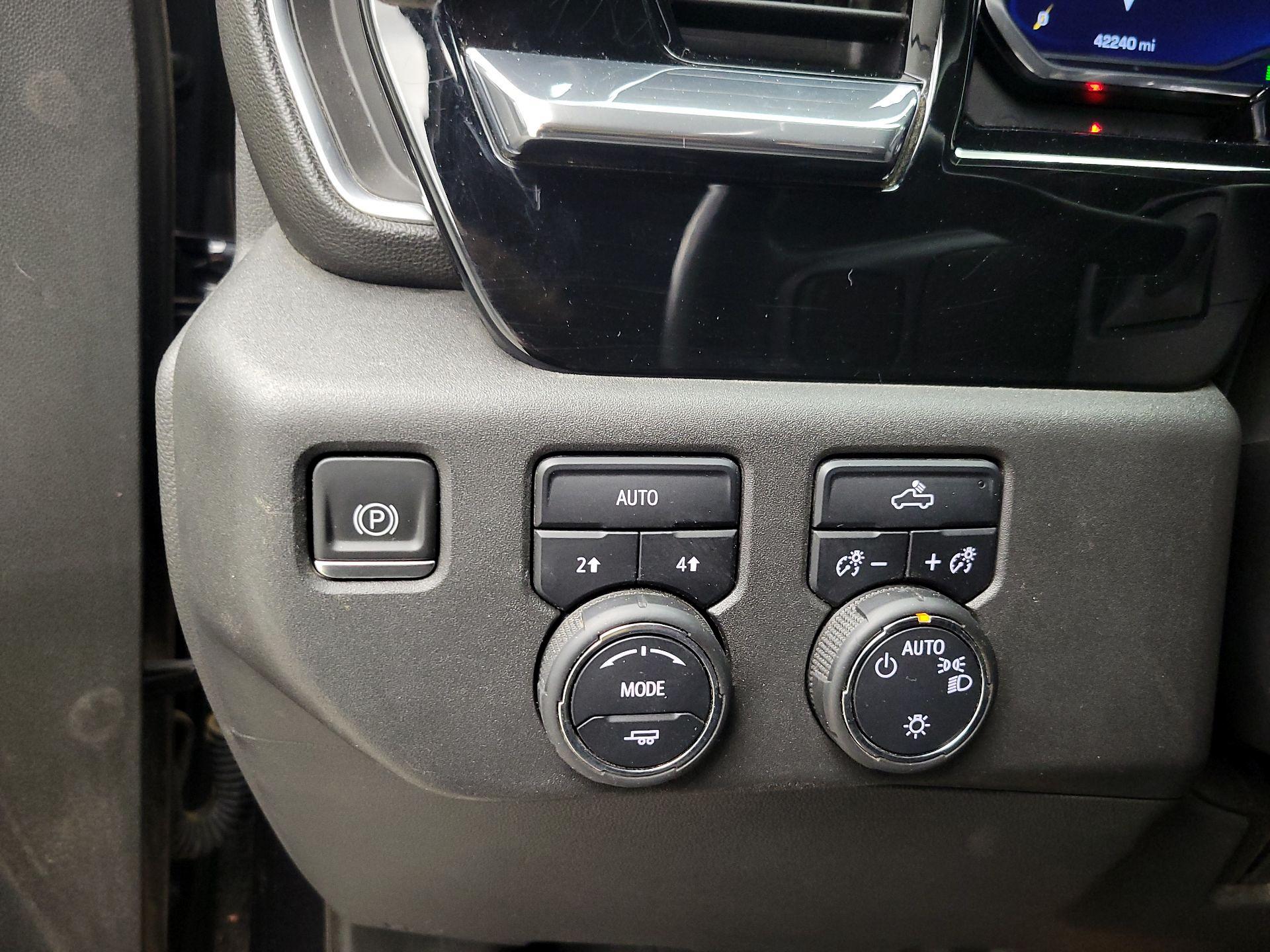 Thumbnail: 2023 Chevrolet Silverado 1500 - 13