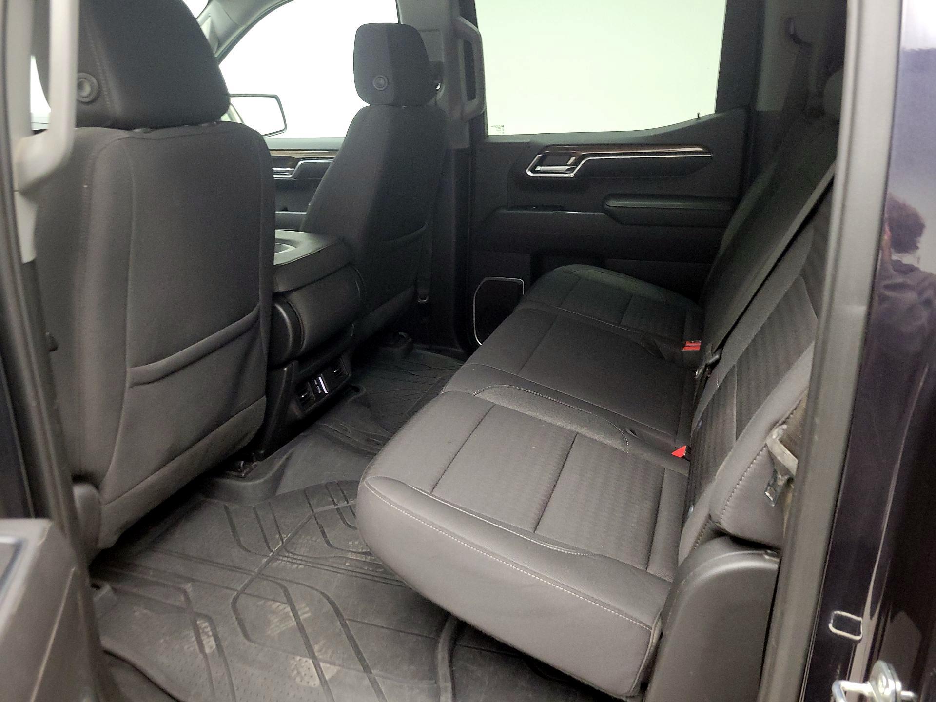 Thumbnail: 2023 Chevrolet Silverado 1500 - 20