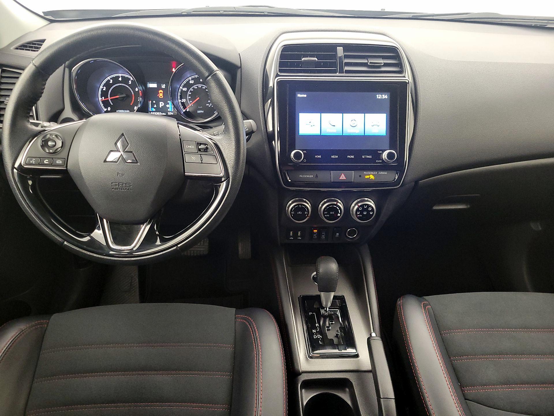 Thumbnail: 2024 Mitsubishi Outlander Sport - 9