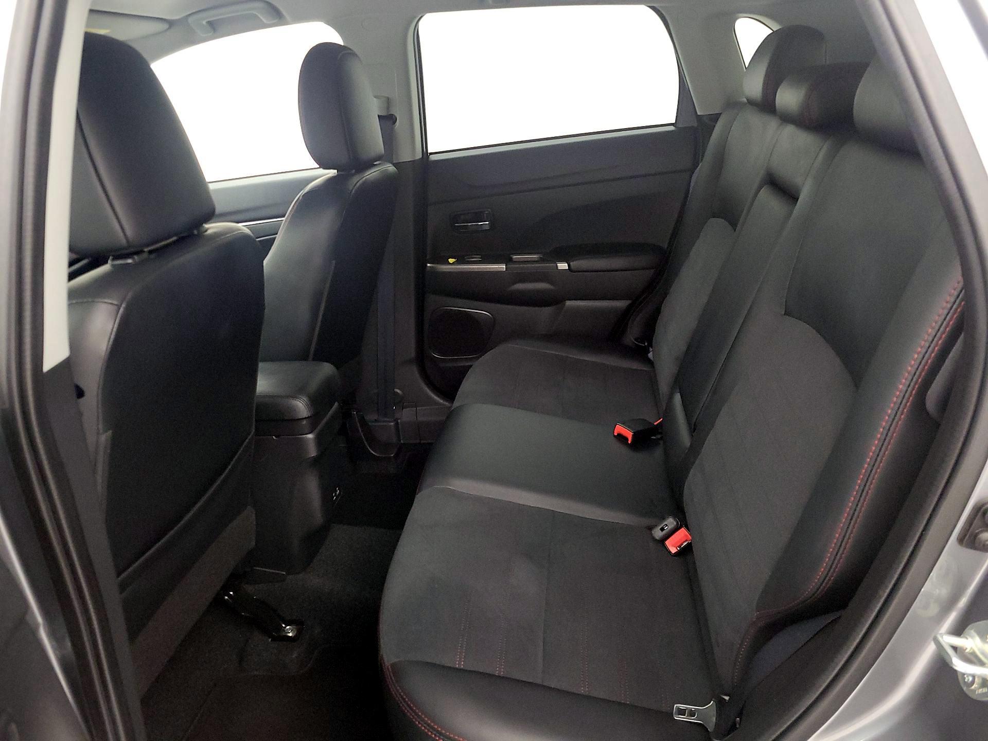 Thumbnail: 2024 Mitsubishi Outlander Sport - 19