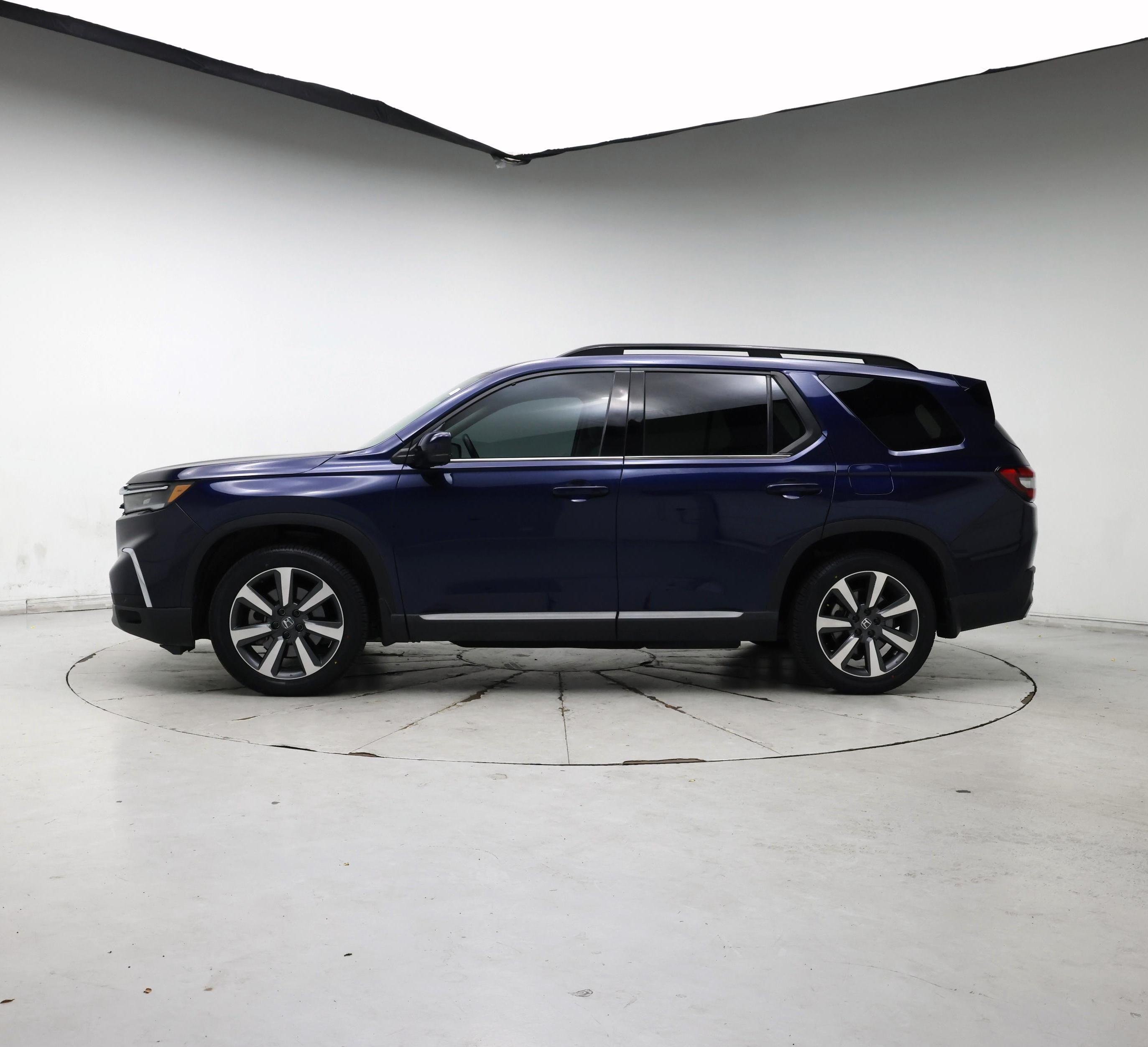 Thumbnail: 2024 Honda Pilot - 3