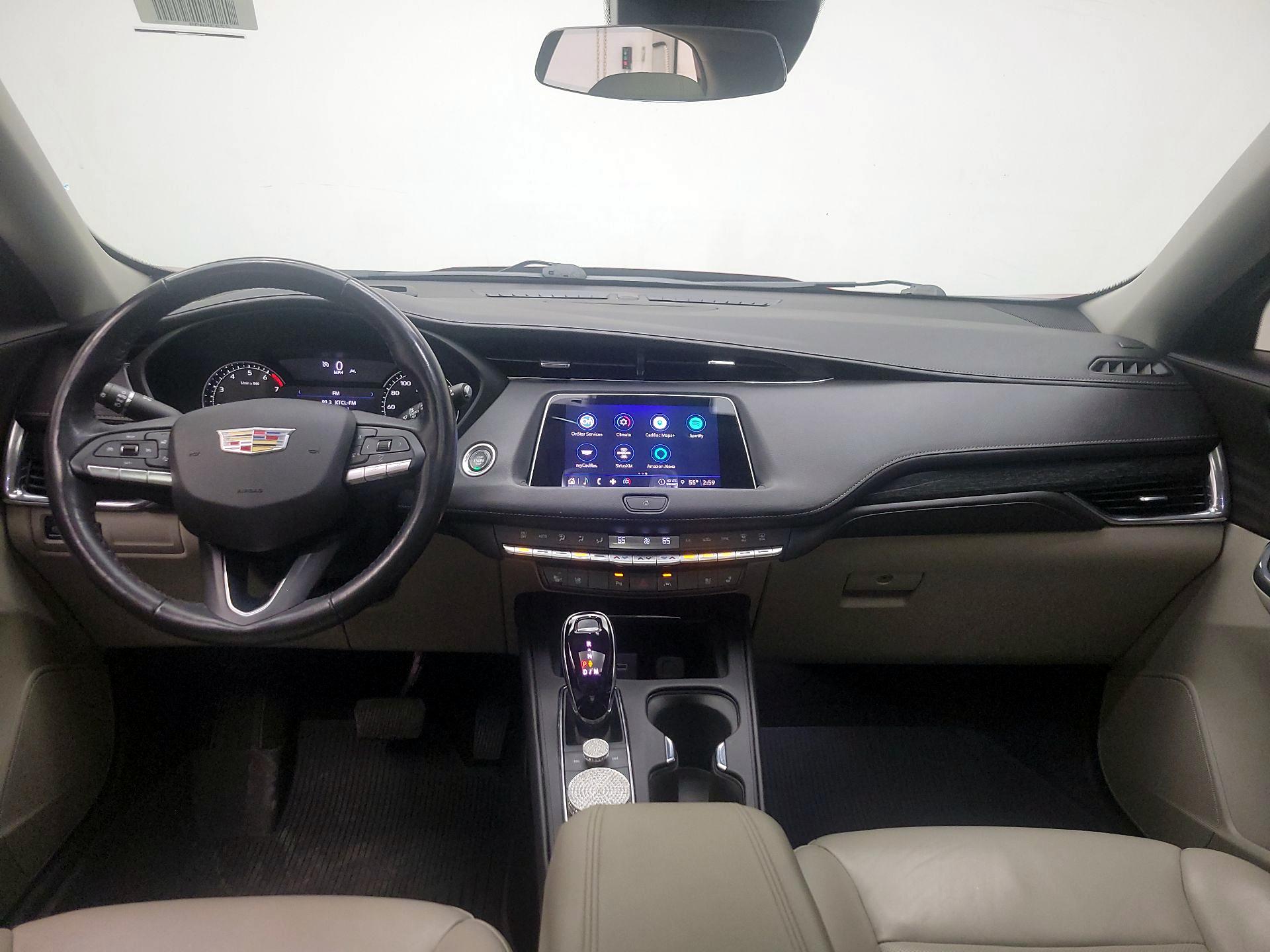 Thumbnail: 2023 Cadillac XT4 - 9