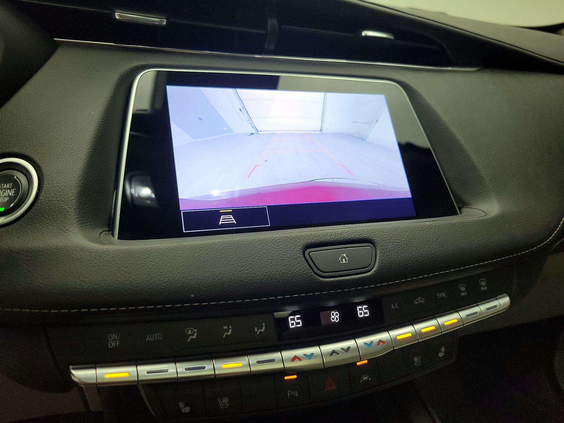 Thumbnail: 2023 Cadillac XT4 - 14