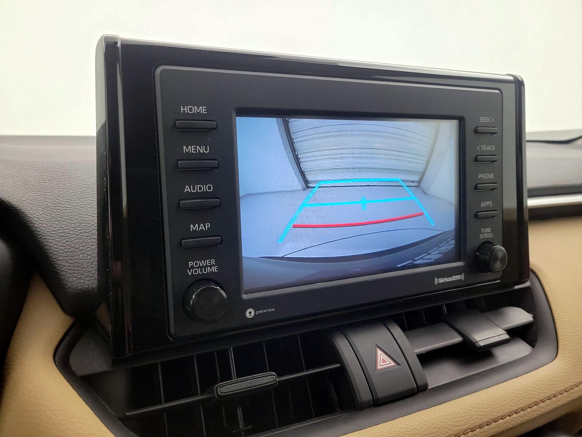 Thumbnail: 2021 Toyota RAV4 - 14