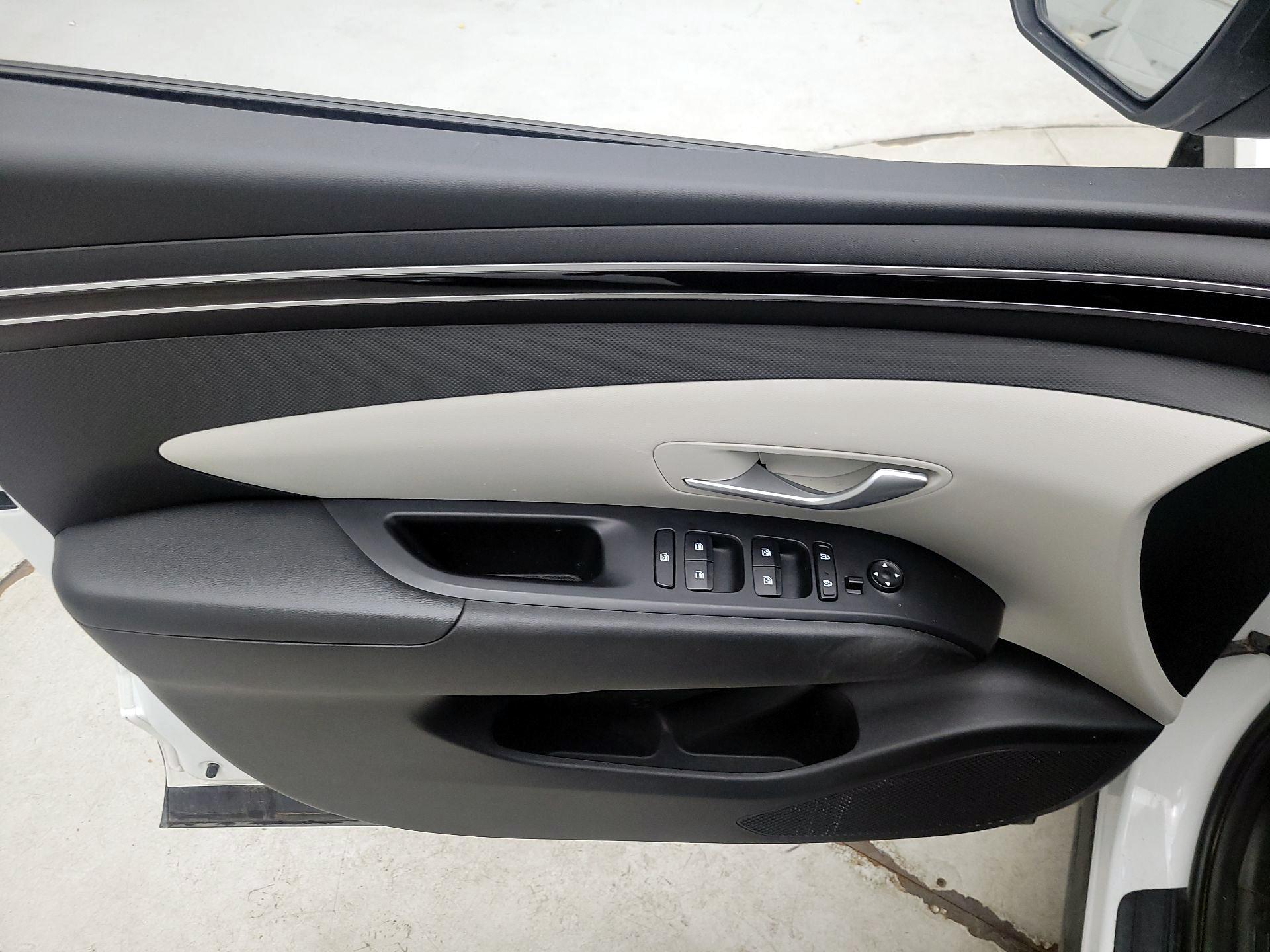 Thumbnail: 2024 Hyundai Tucson - 12