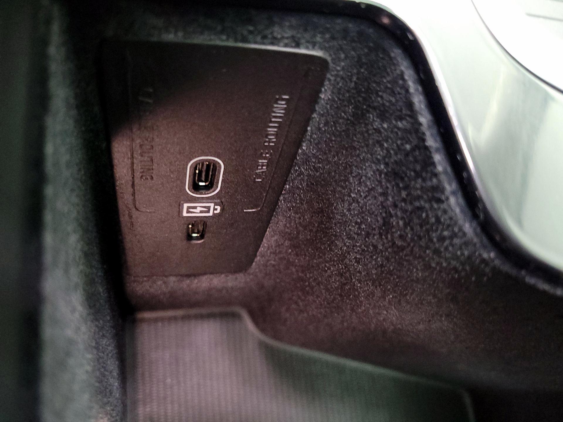 Thumbnail: 2023 Volvo XC60 - 18