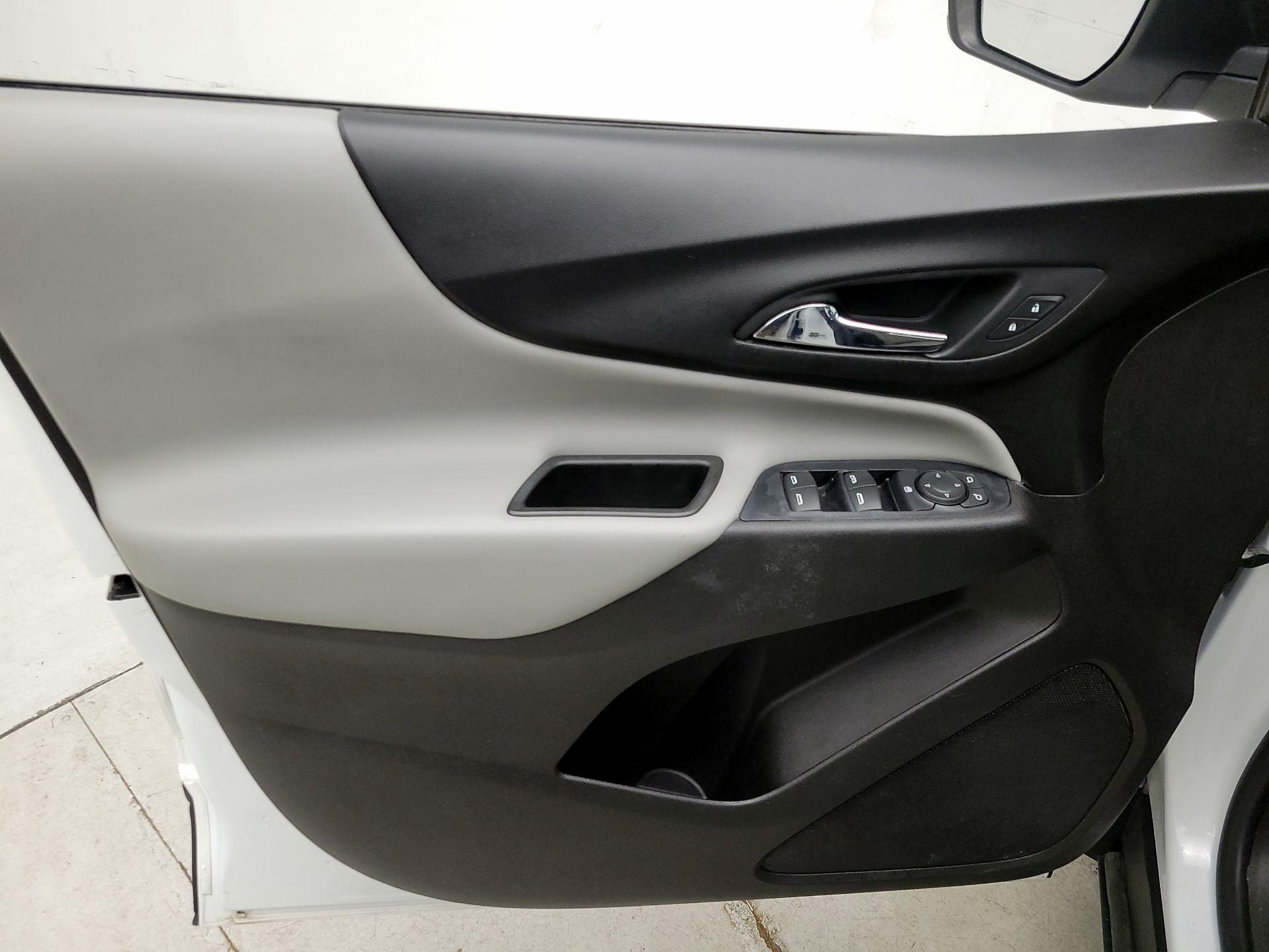 Thumbnail: 2020 Chevrolet Equinox - 12