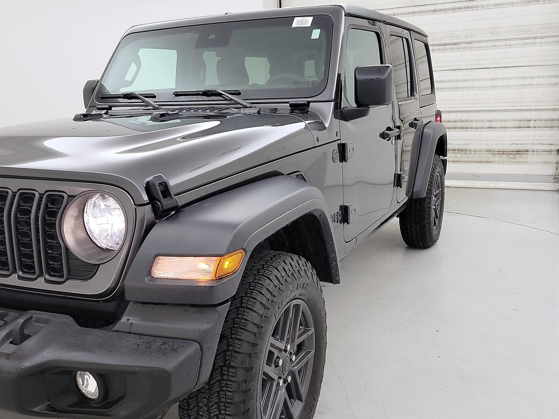 Thumbnail: 2024 Jeep Wrangler - 3