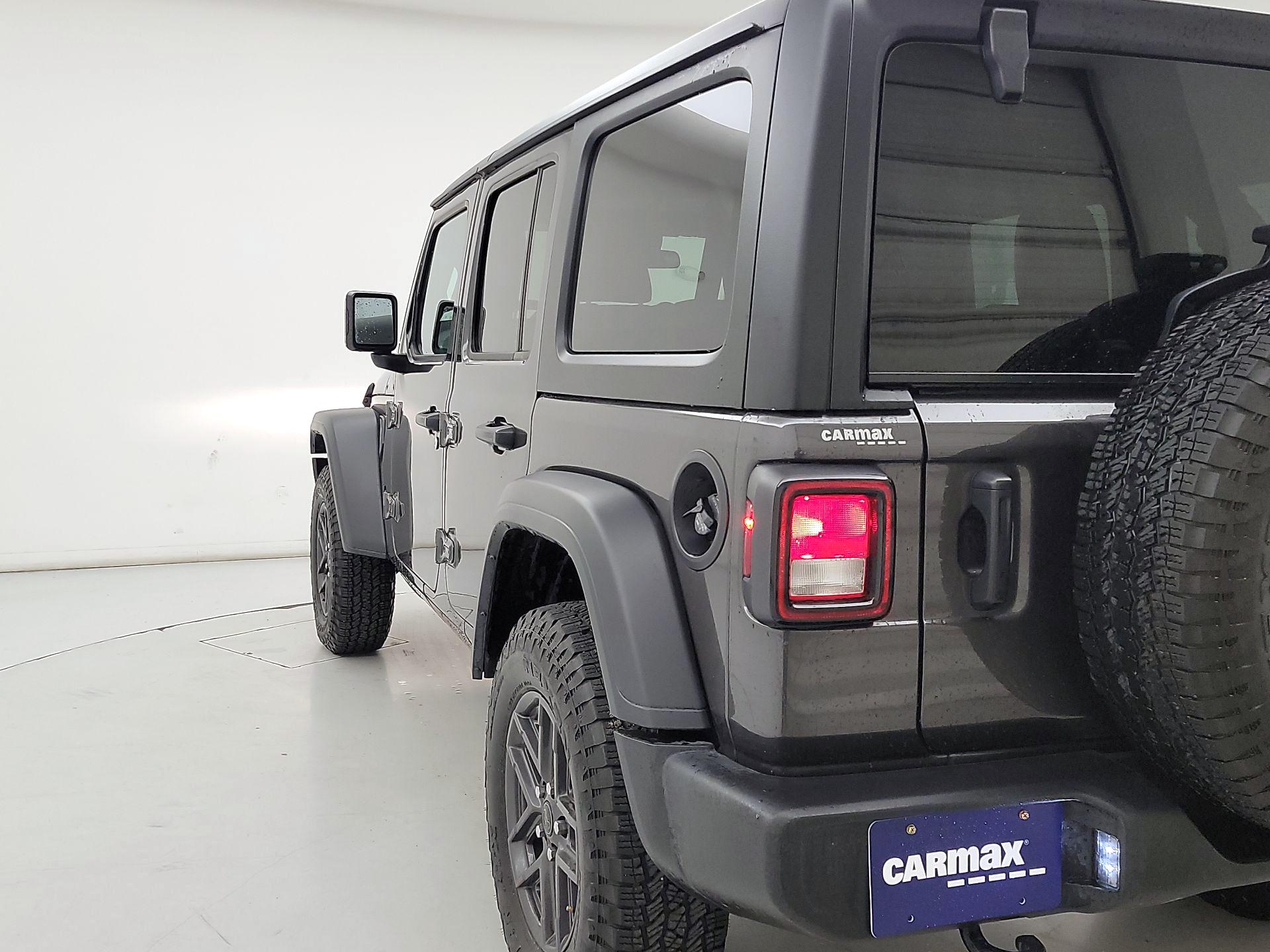 Thumbnail: 2024 Jeep Wrangler - 7