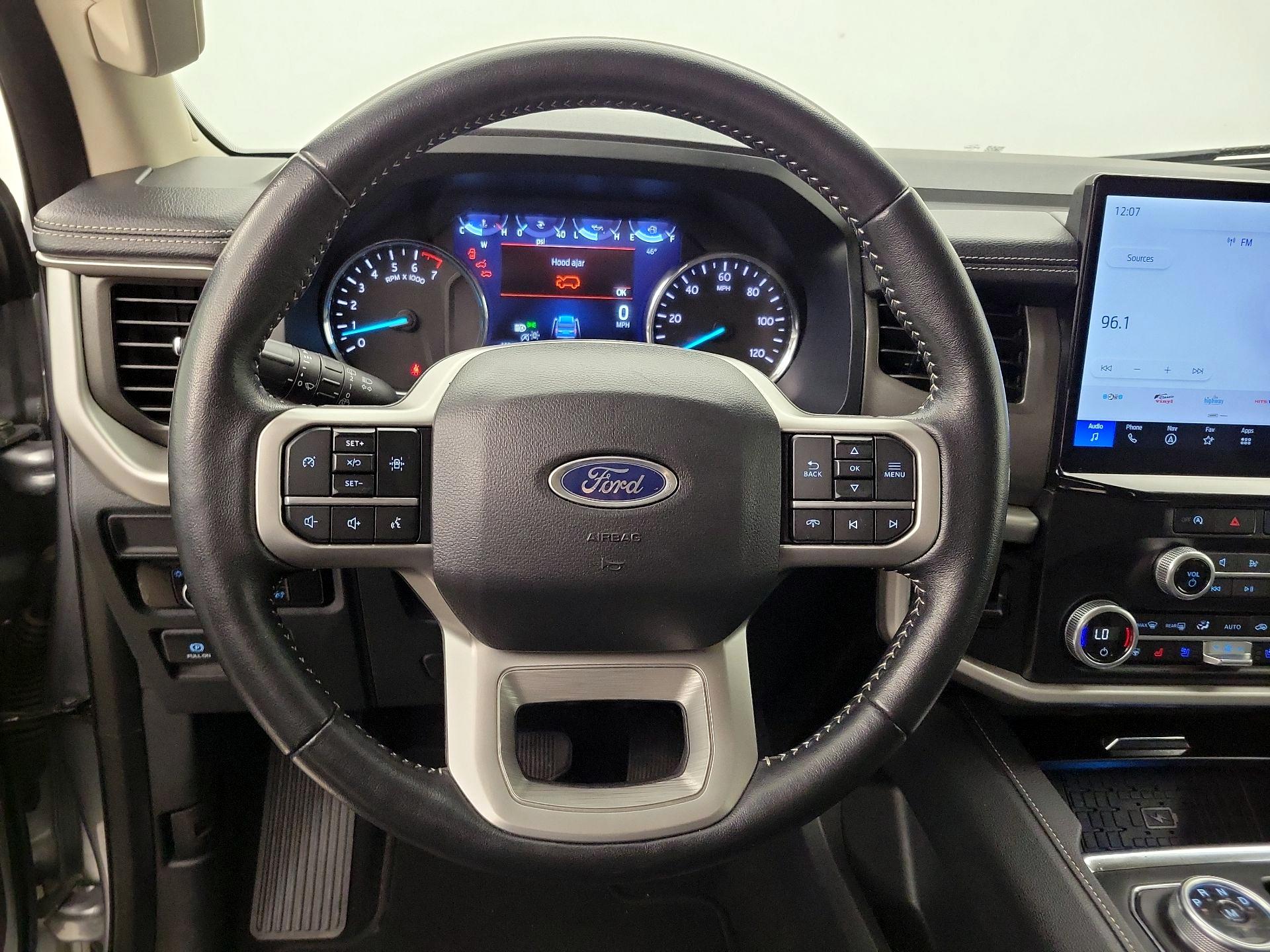 Thumbnail: 2024 Ford Expedition - 10