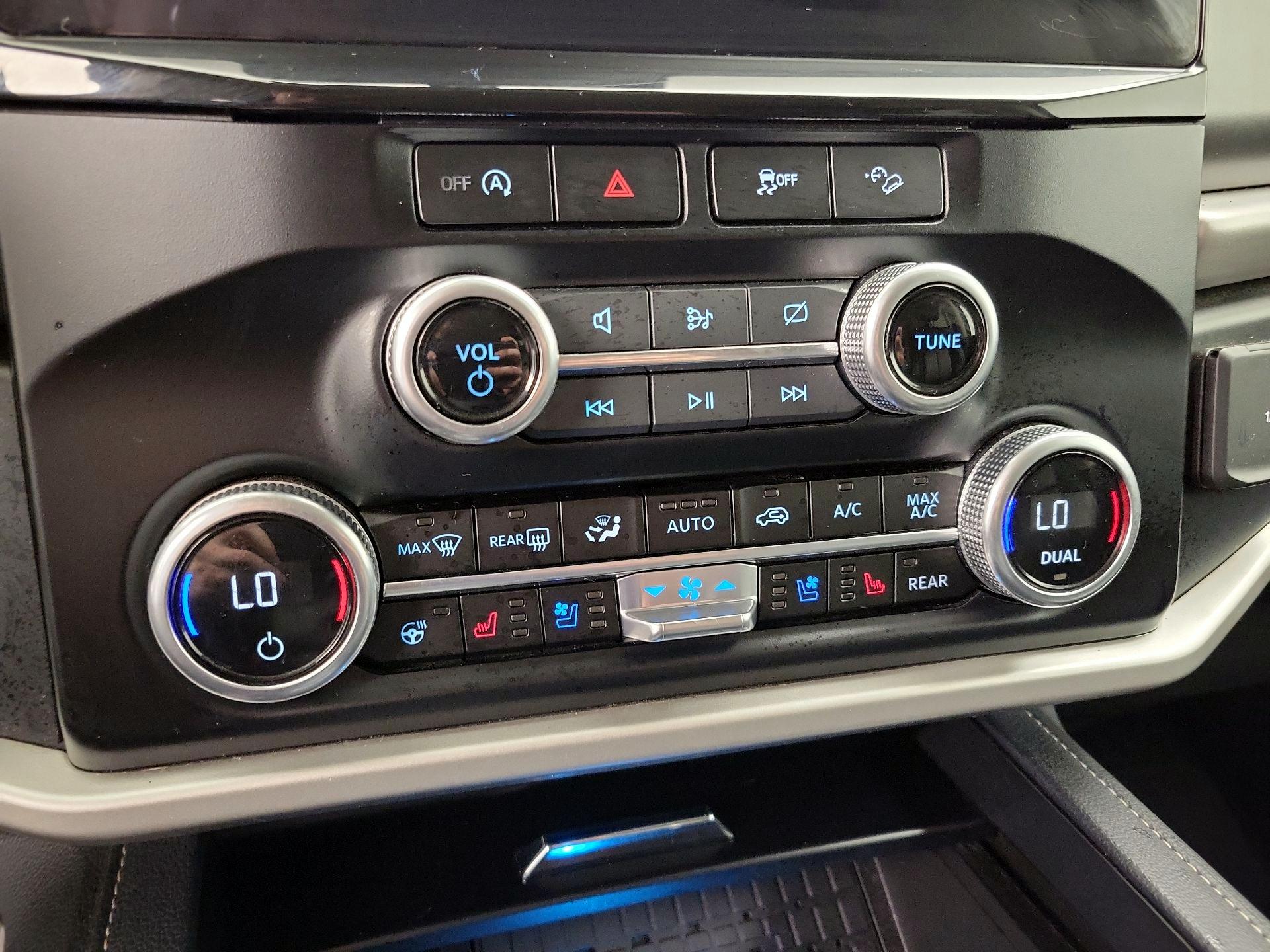 Thumbnail: 2024 Ford Expedition - 16