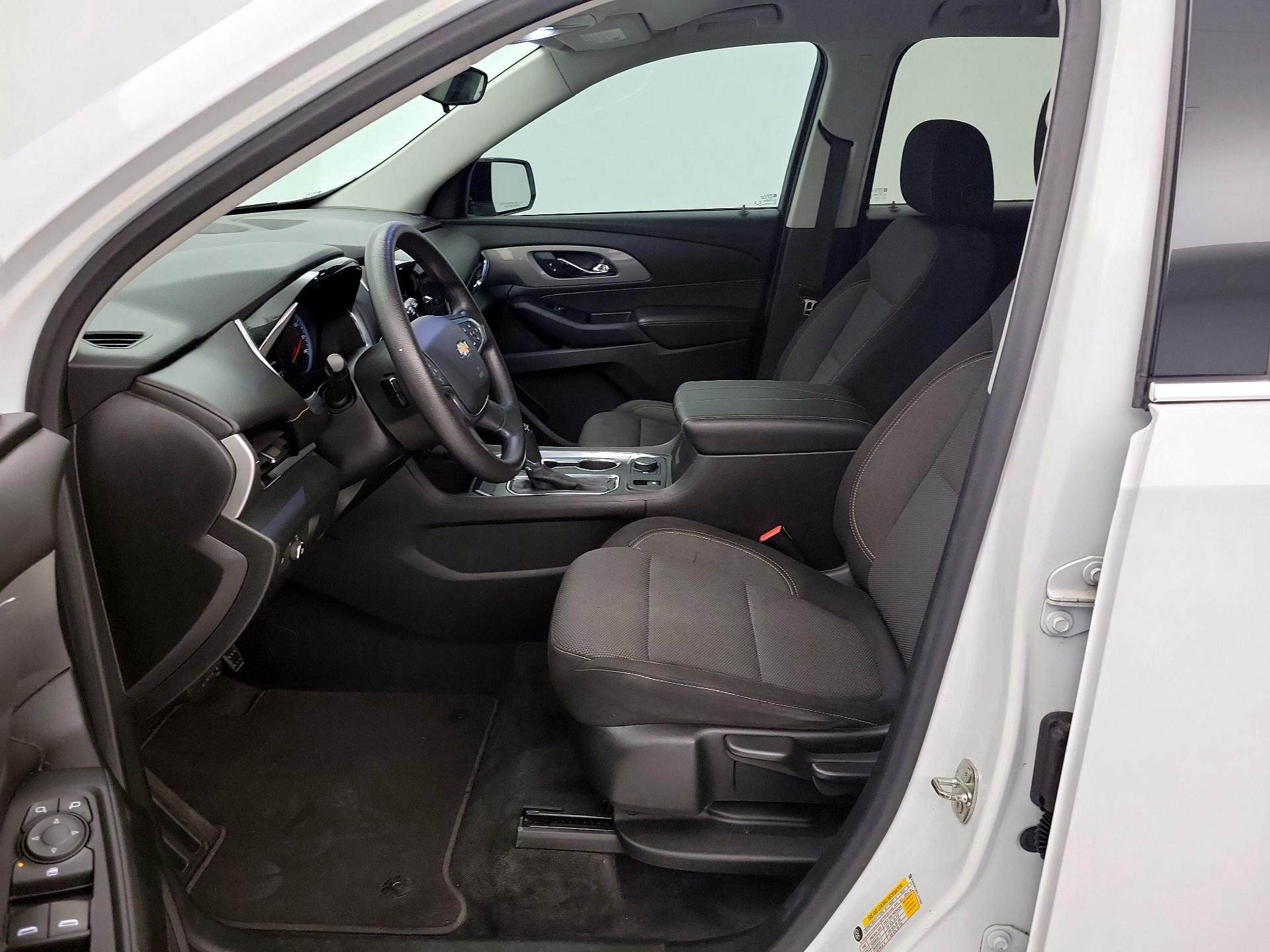 Thumbnail: 2020 Chevrolet Traverse - 11