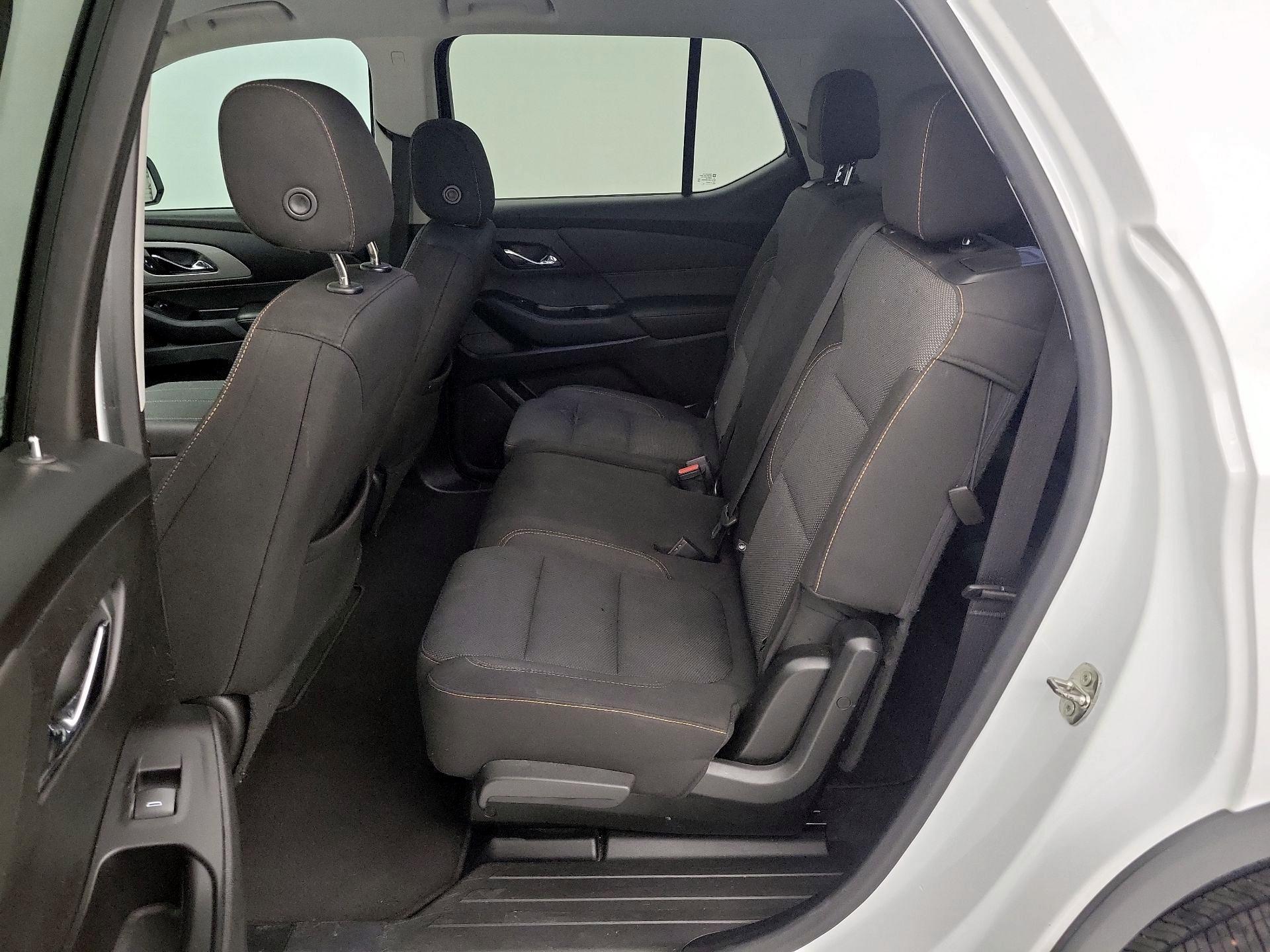 Thumbnail: 2020 Chevrolet Traverse - 19