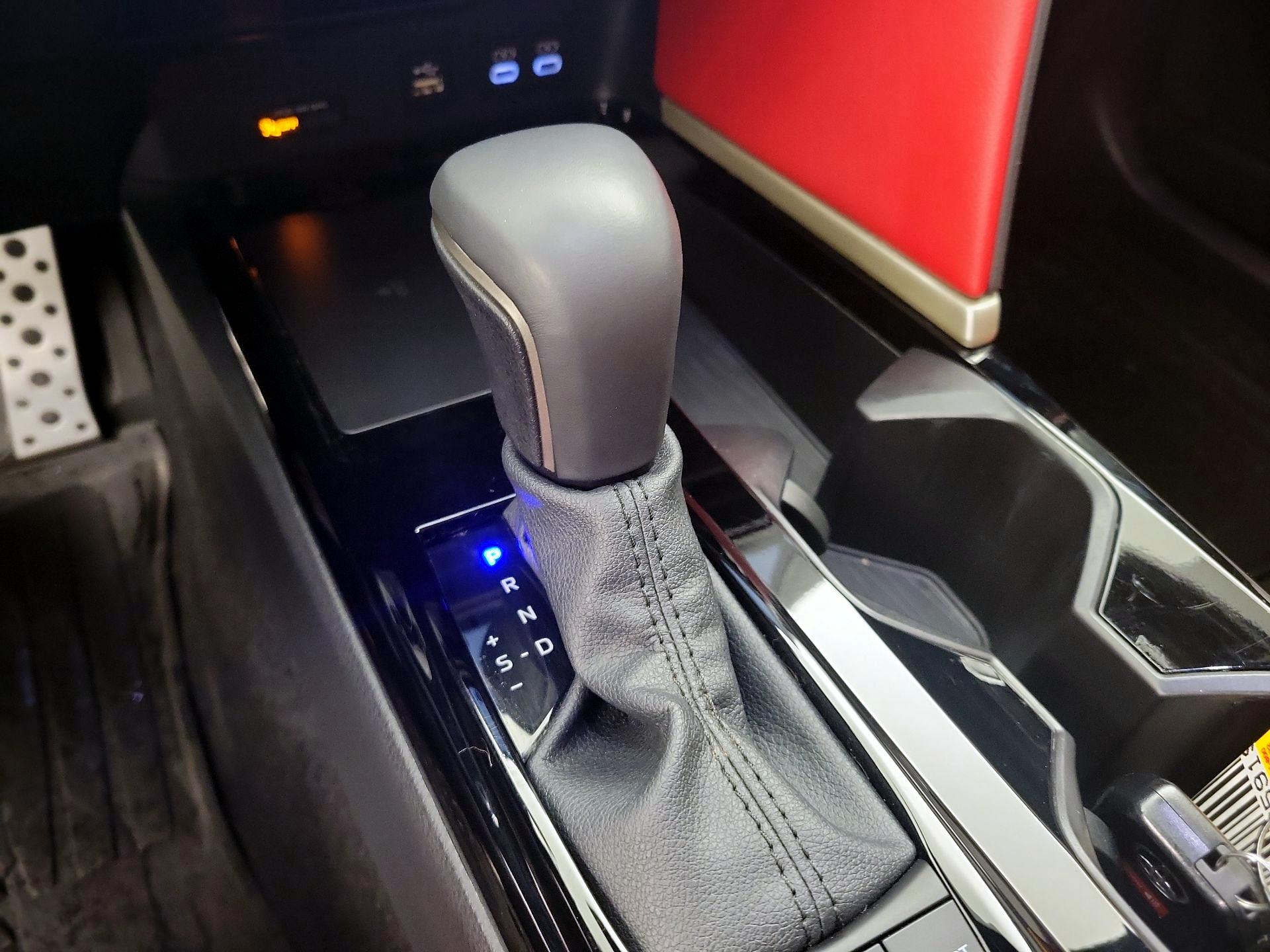 Thumbnail: 2025 Toyota Camry - 17