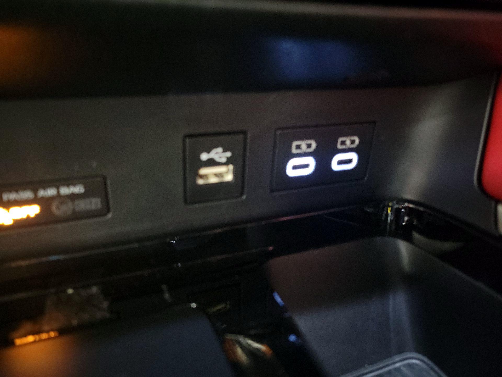 Thumbnail: 2025 Toyota Camry - 18