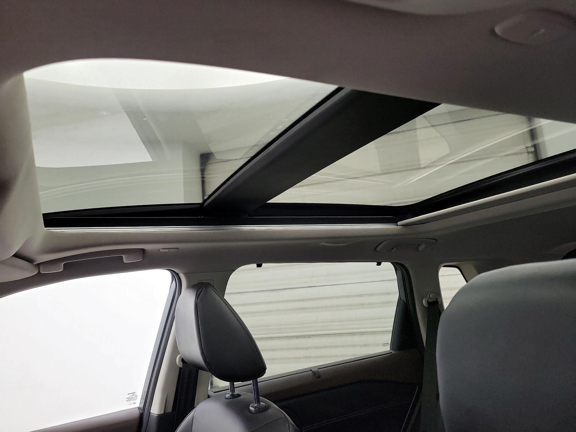 Thumbnail: 2023 Nissan Rogue - 19