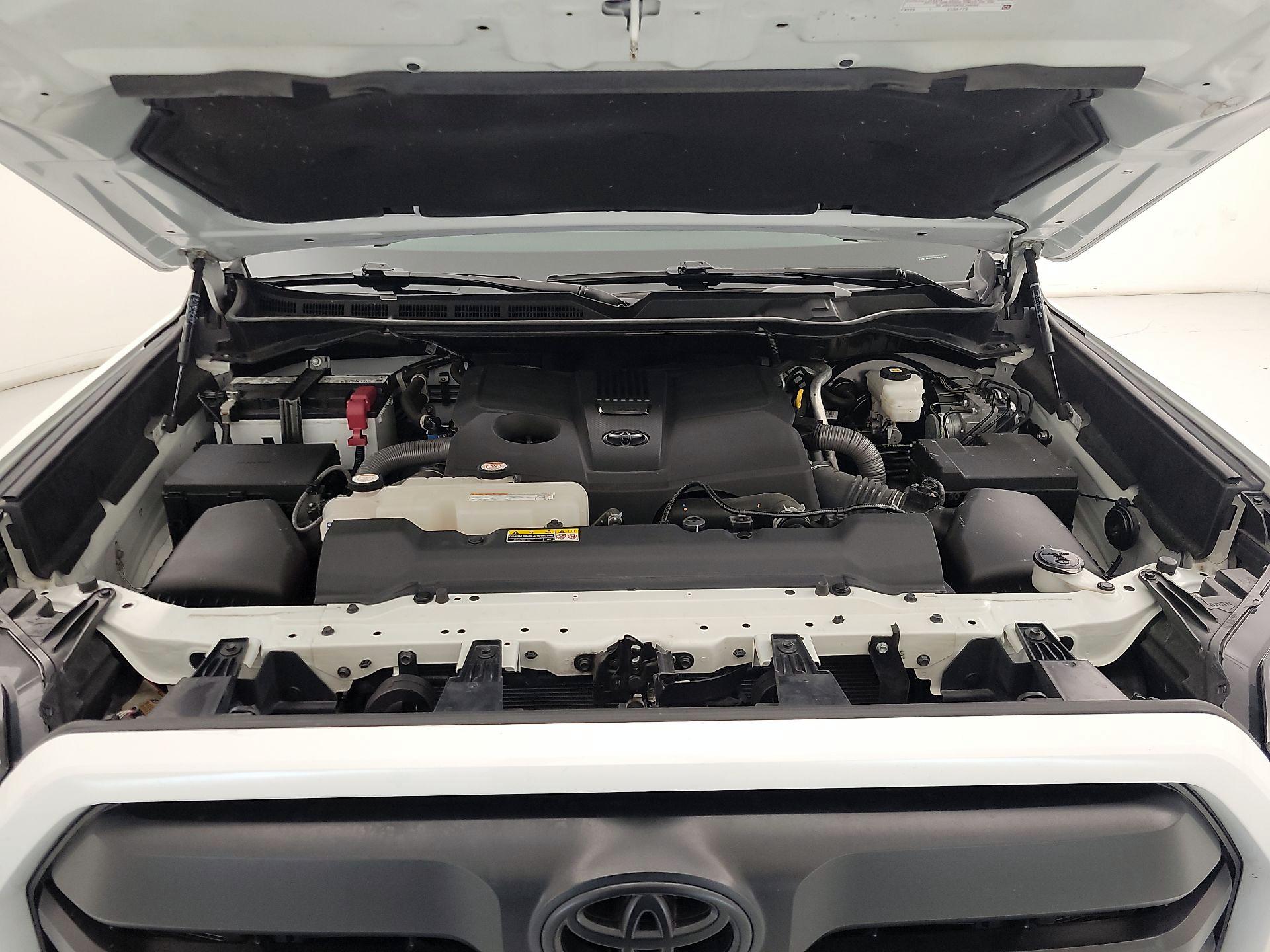 Thumbnail: 2024 Toyota Tundra - 18