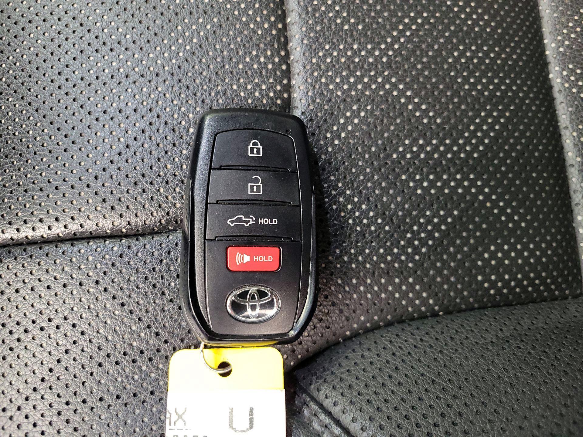 Thumbnail: 2024 Toyota Tundra - 19