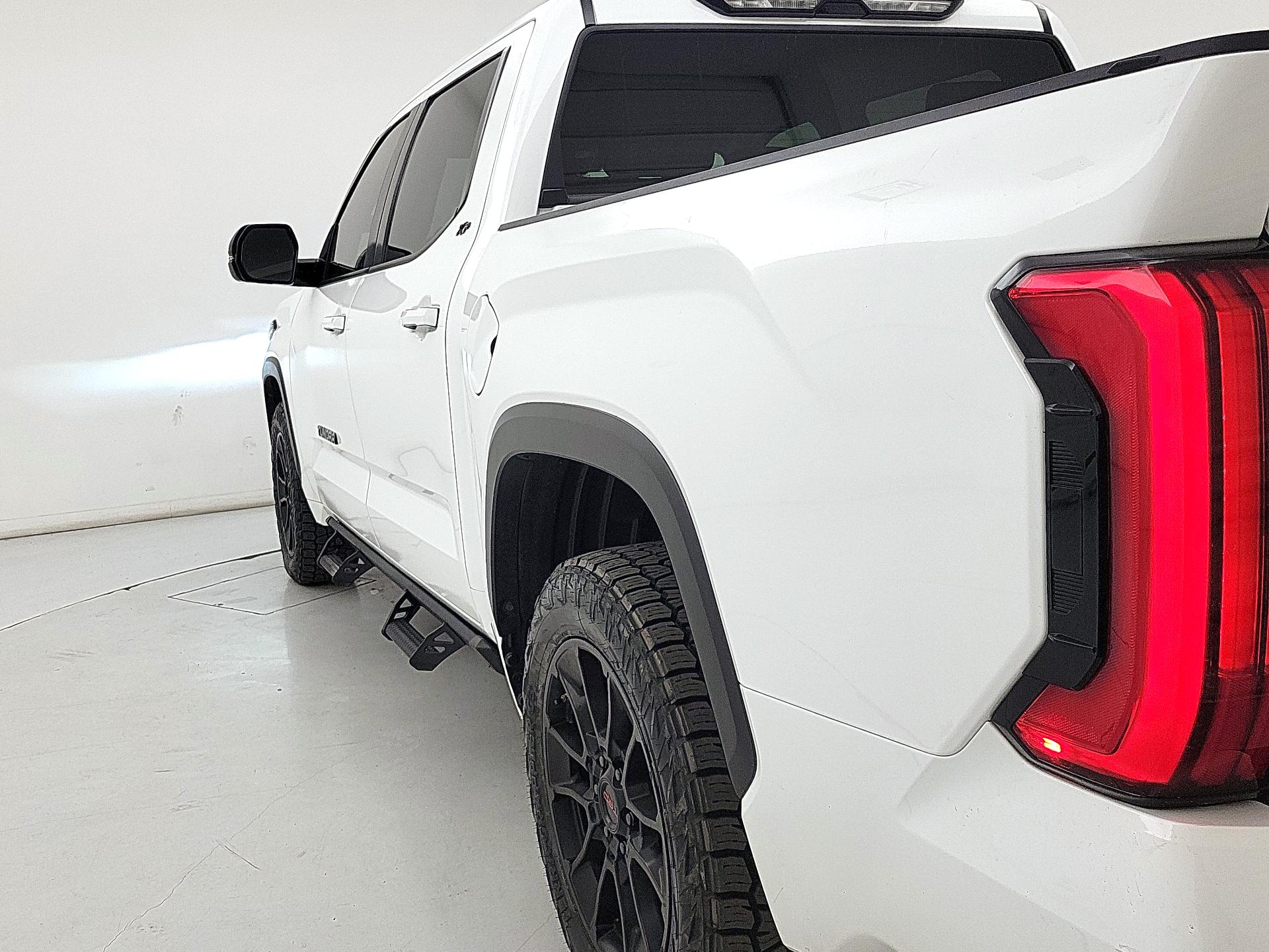 Thumbnail: 2024 Toyota Tundra - 7