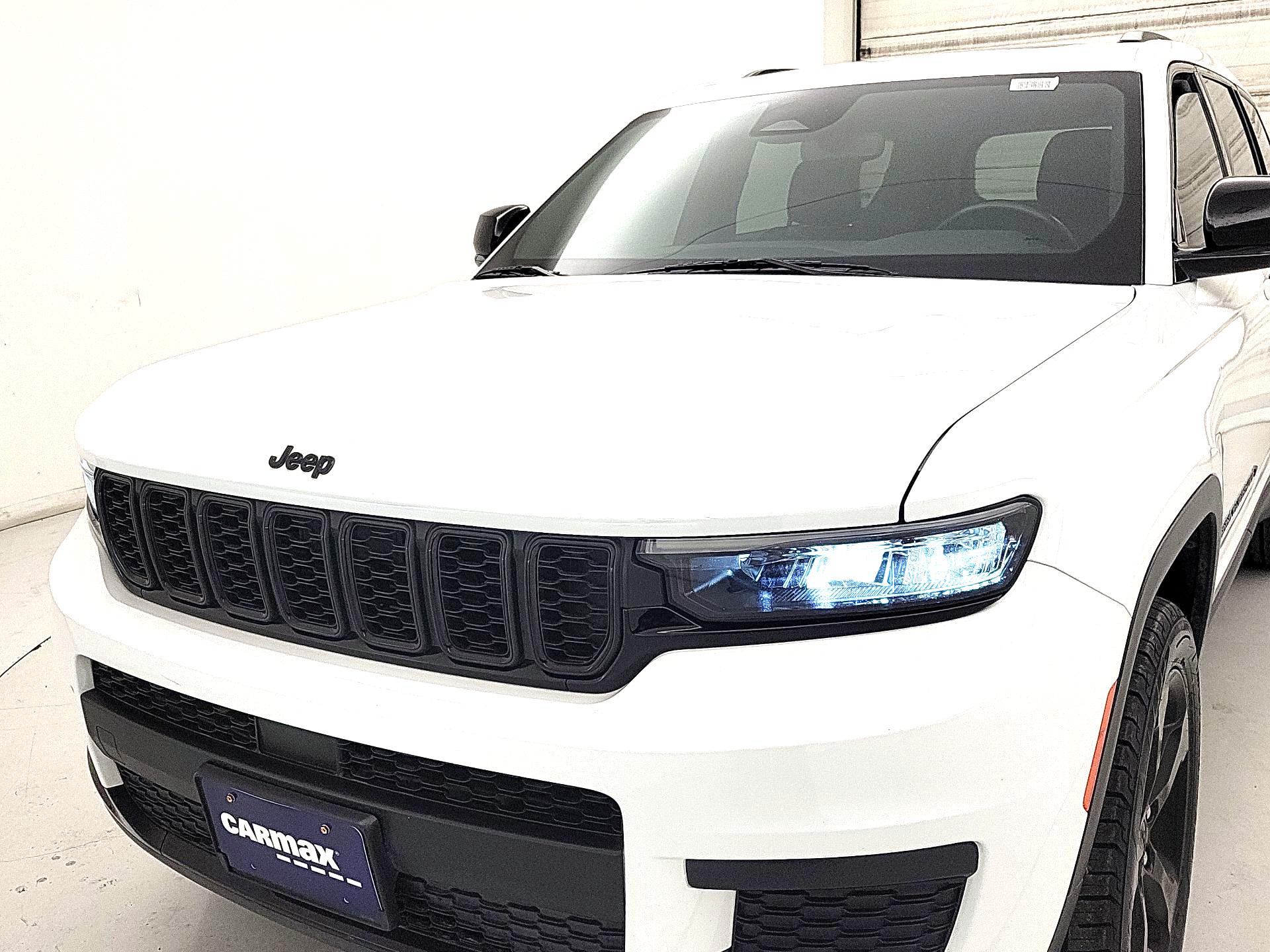 Thumbnail: 2022 Jeep Grand Cherokee L - 2