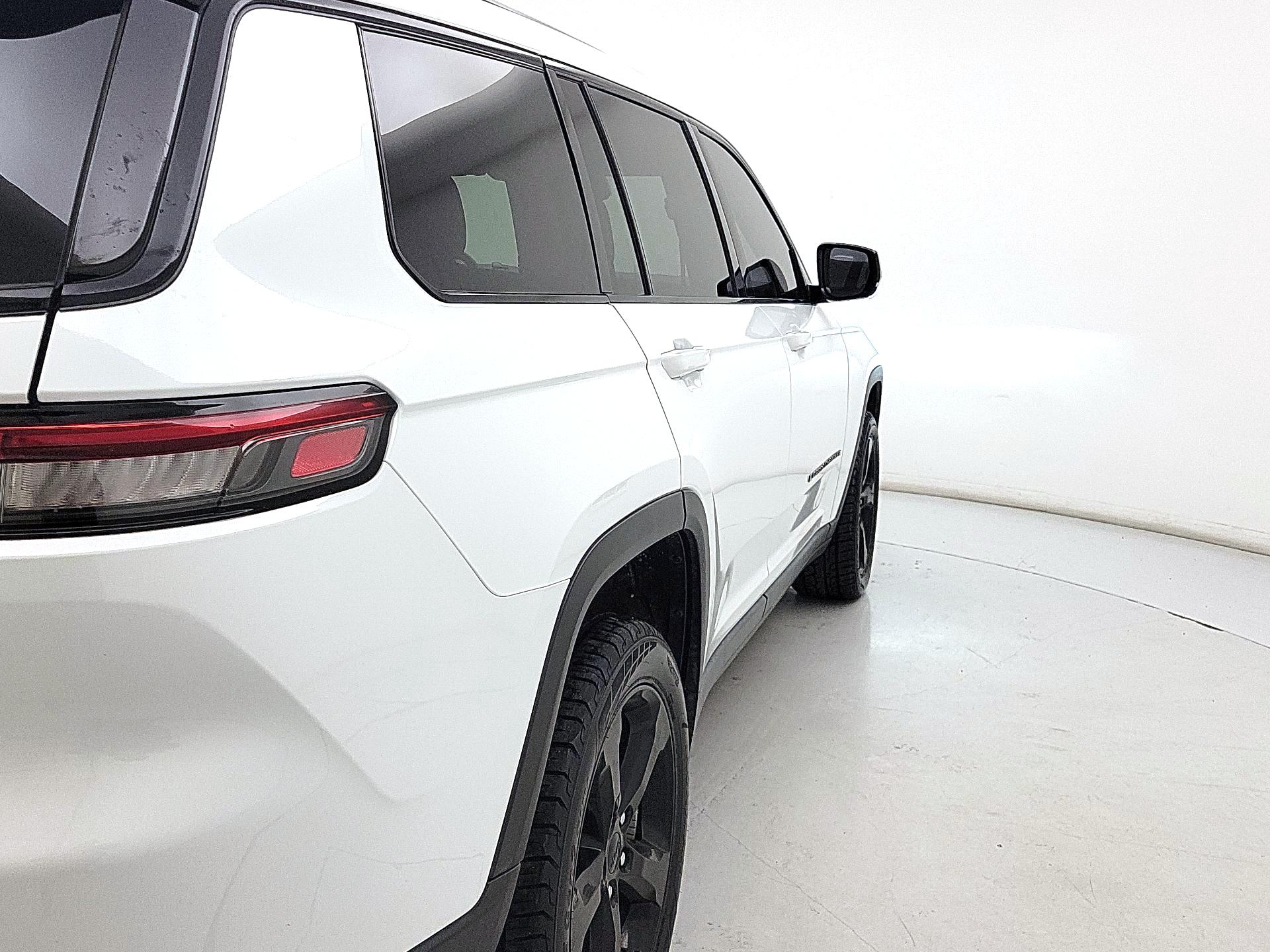 Thumbnail: 2022 Jeep Grand Cherokee L - 5