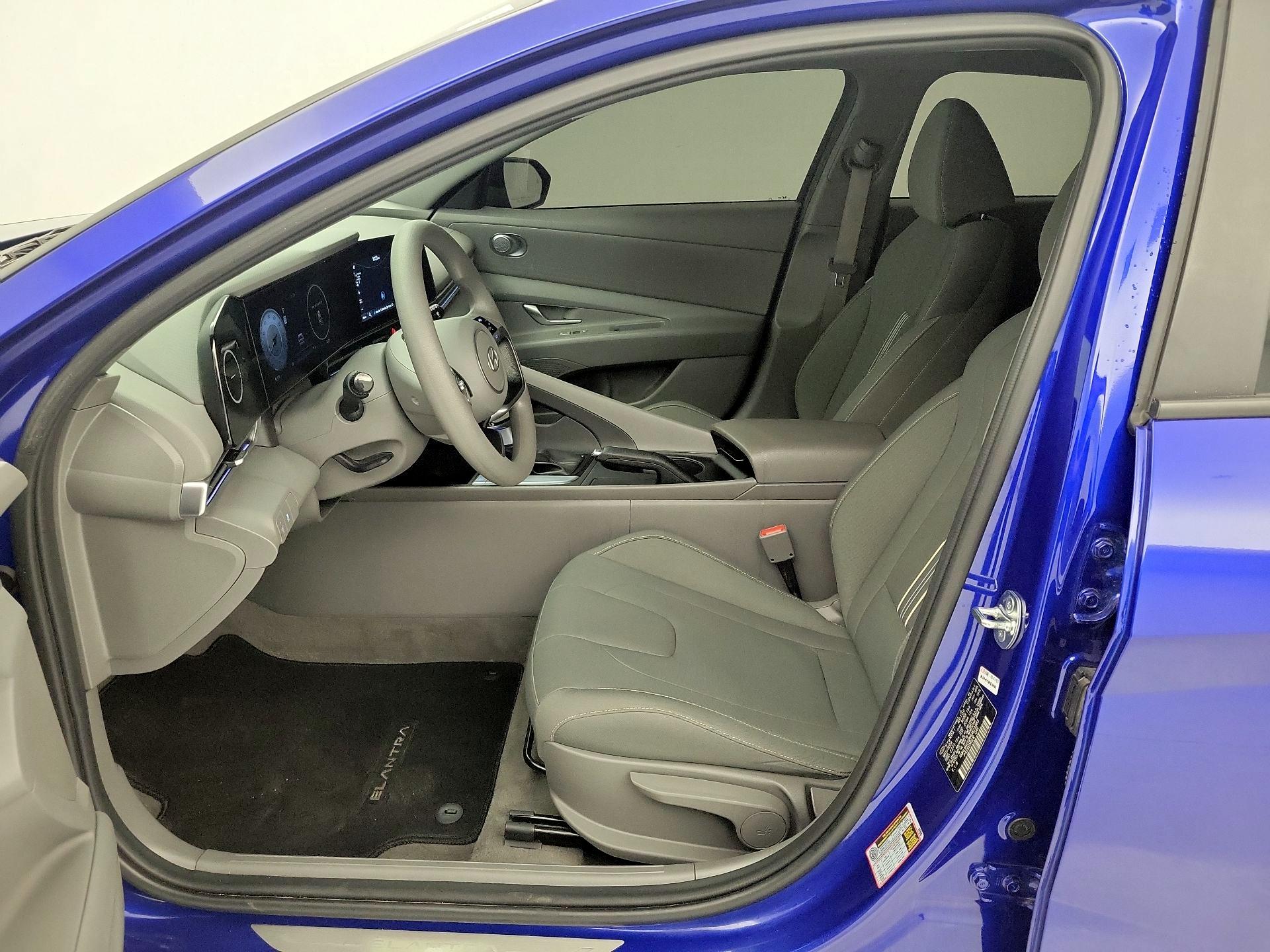 Thumbnail: 2024 Hyundai Elantra - 11