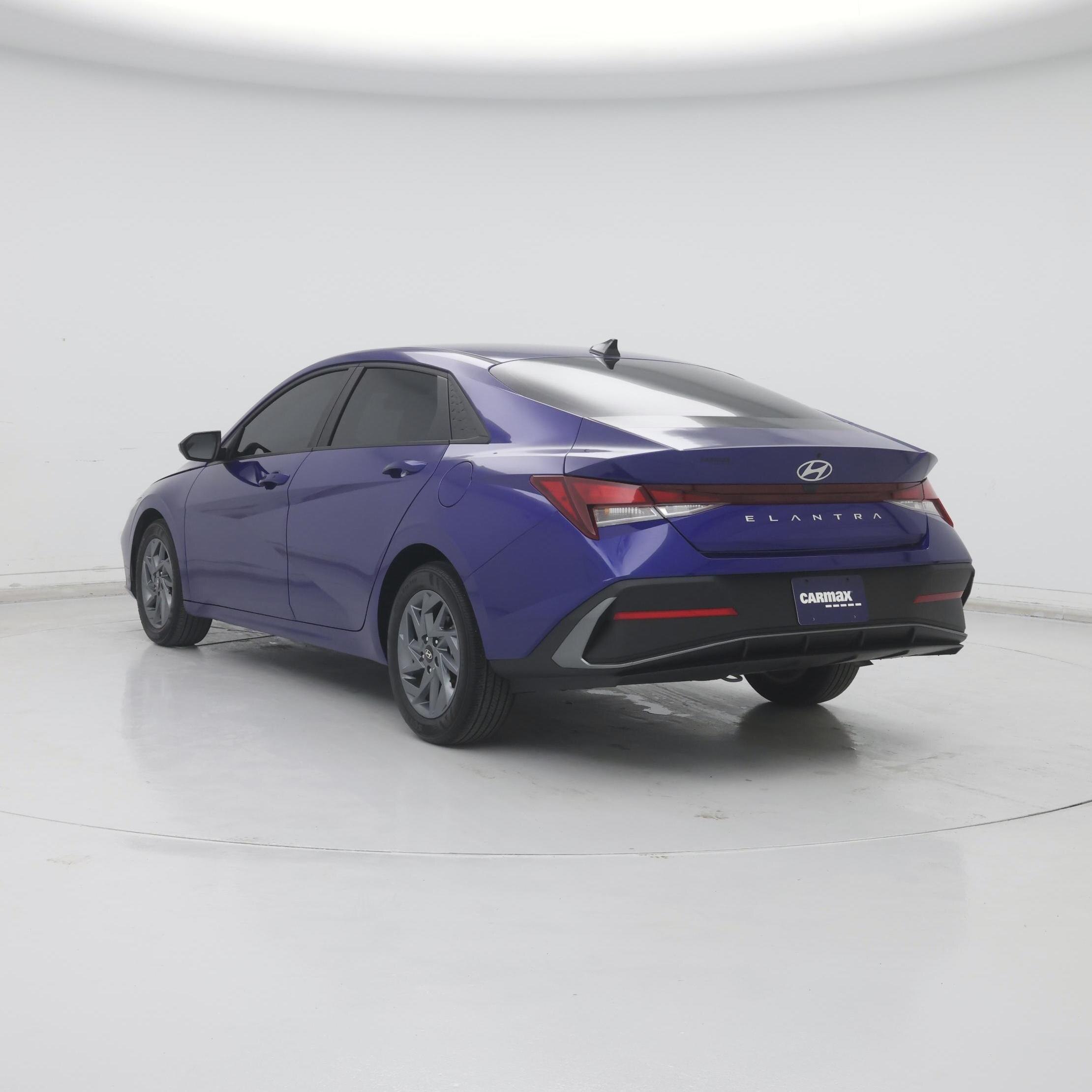 Thumbnail: 2024 Hyundai Elantra - 2