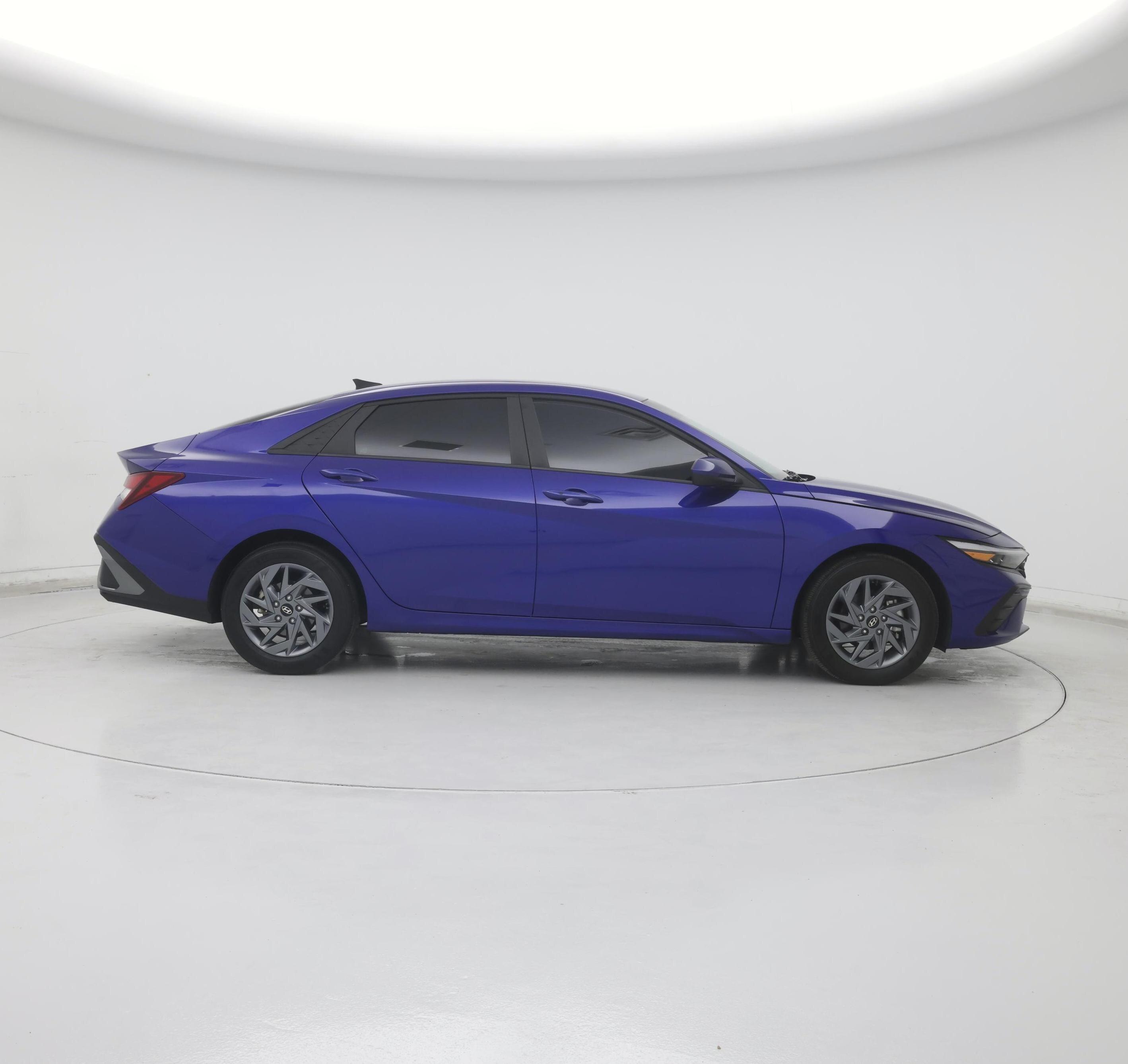 Thumbnail: 2024 Hyundai Elantra - 7