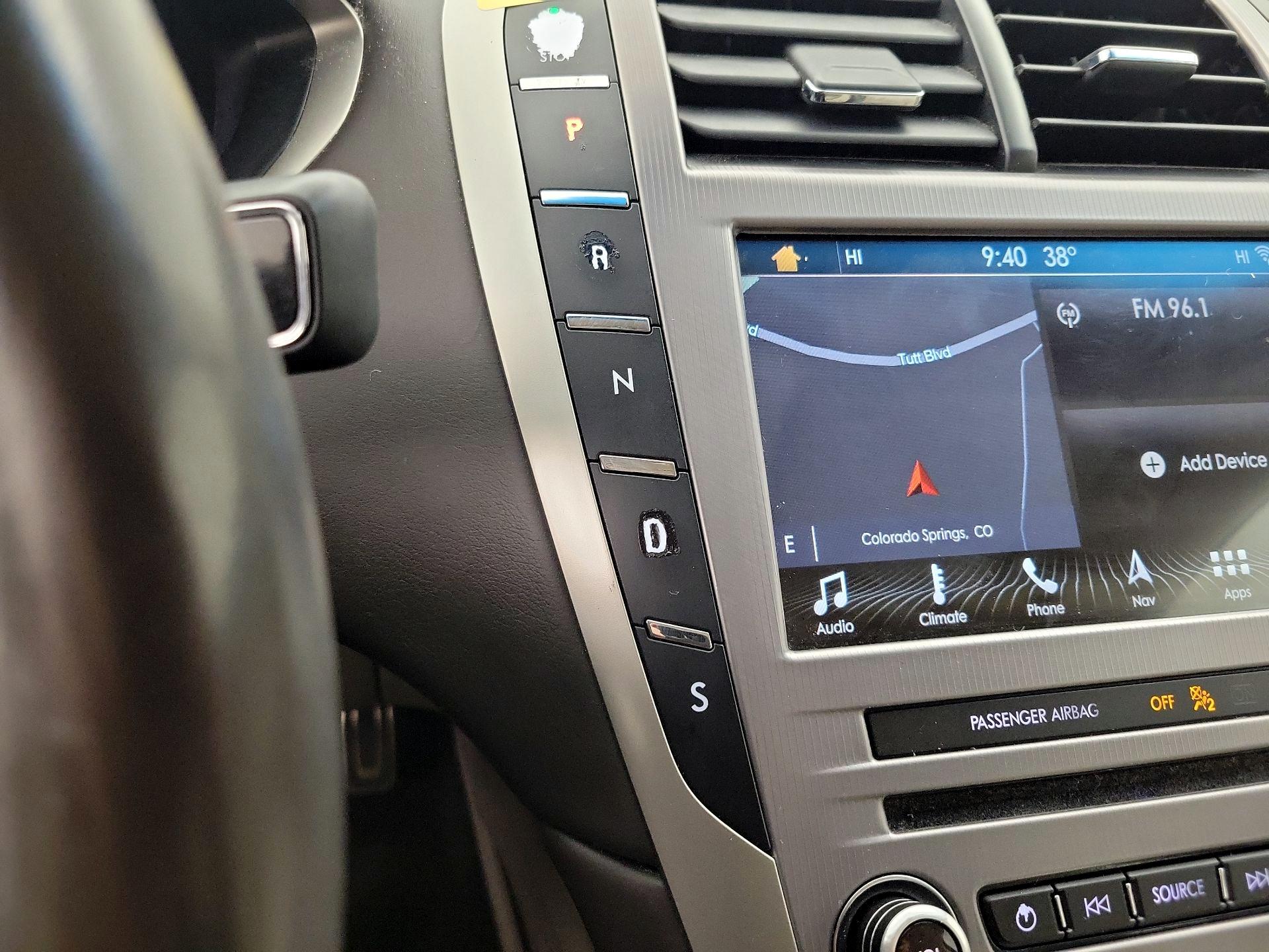 Thumbnail: 2017 Lincoln MKZ - 17