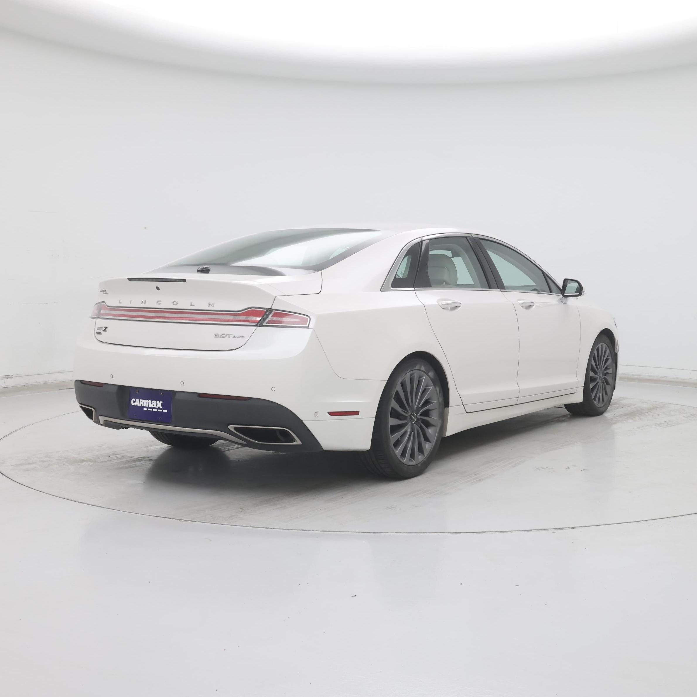 Thumbnail: 2017 Lincoln MKZ - 8