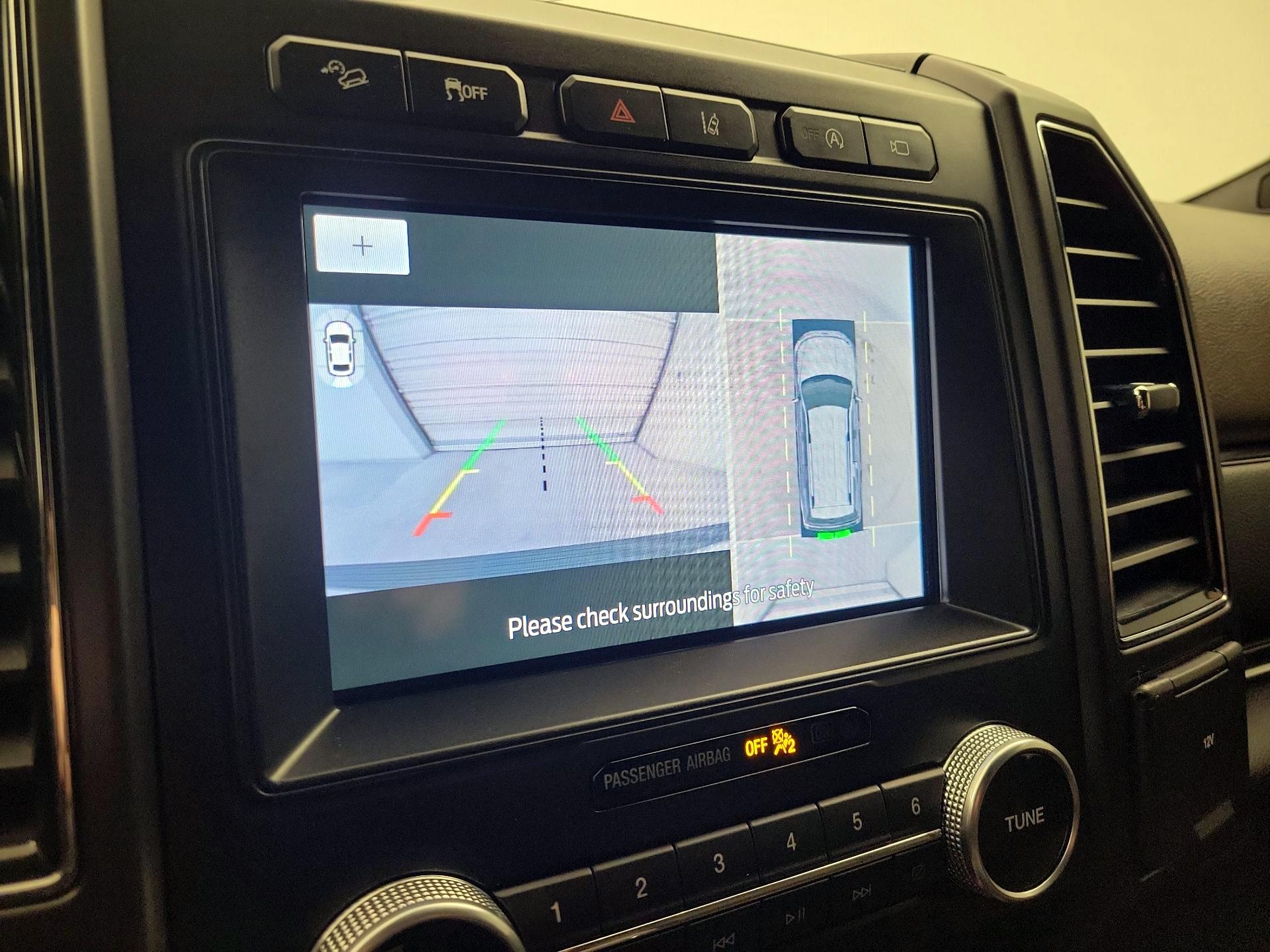 Thumbnail: 2020 Ford Expedition - 15