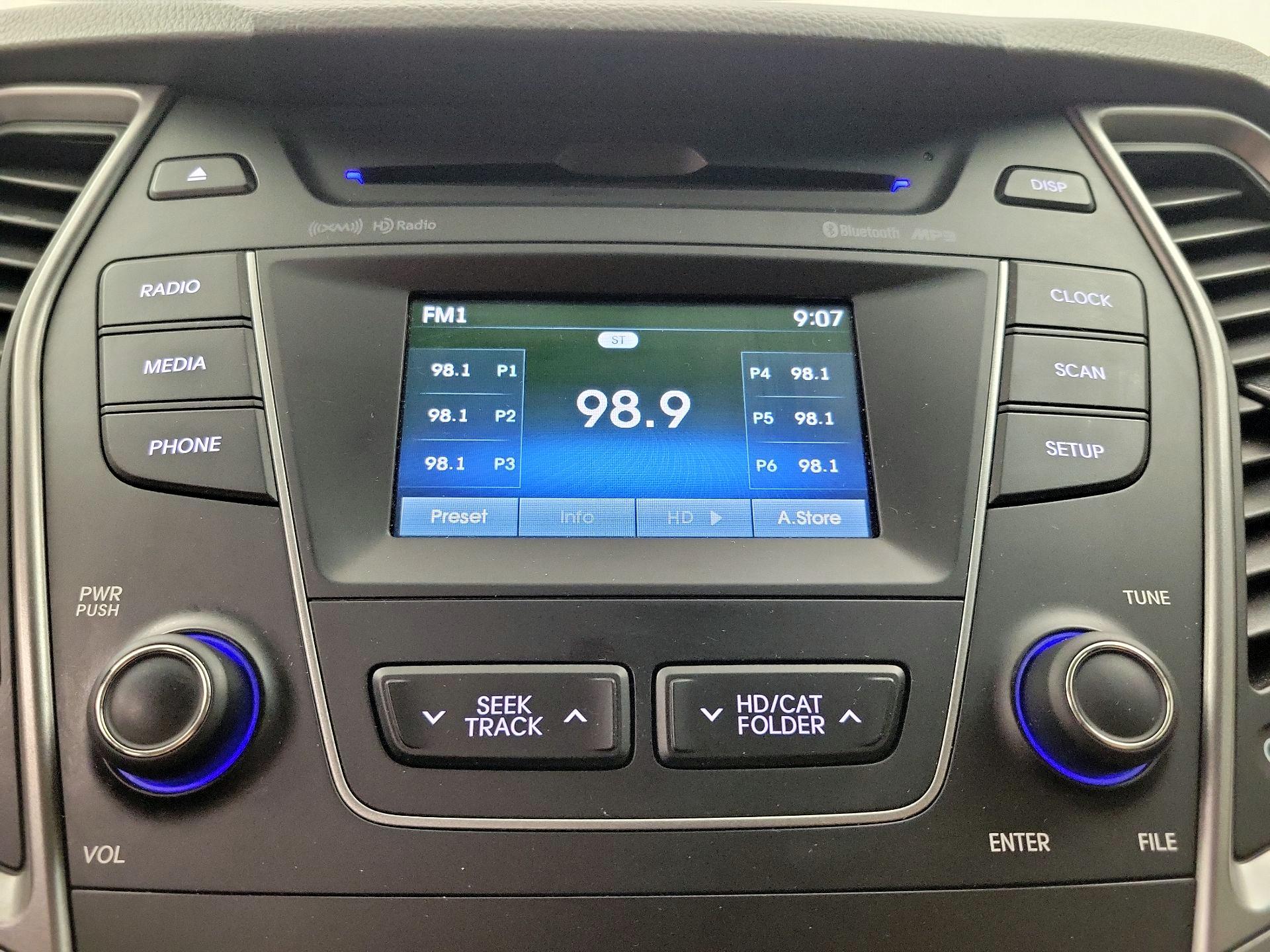 Thumbnail: 2015 Hyundai Santa Fe - 15